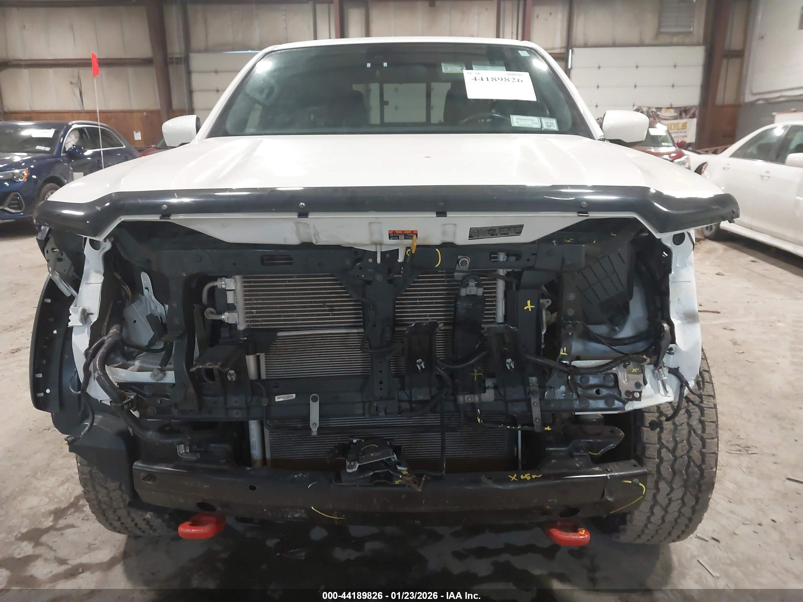 NISSAN FRONTIER image 6