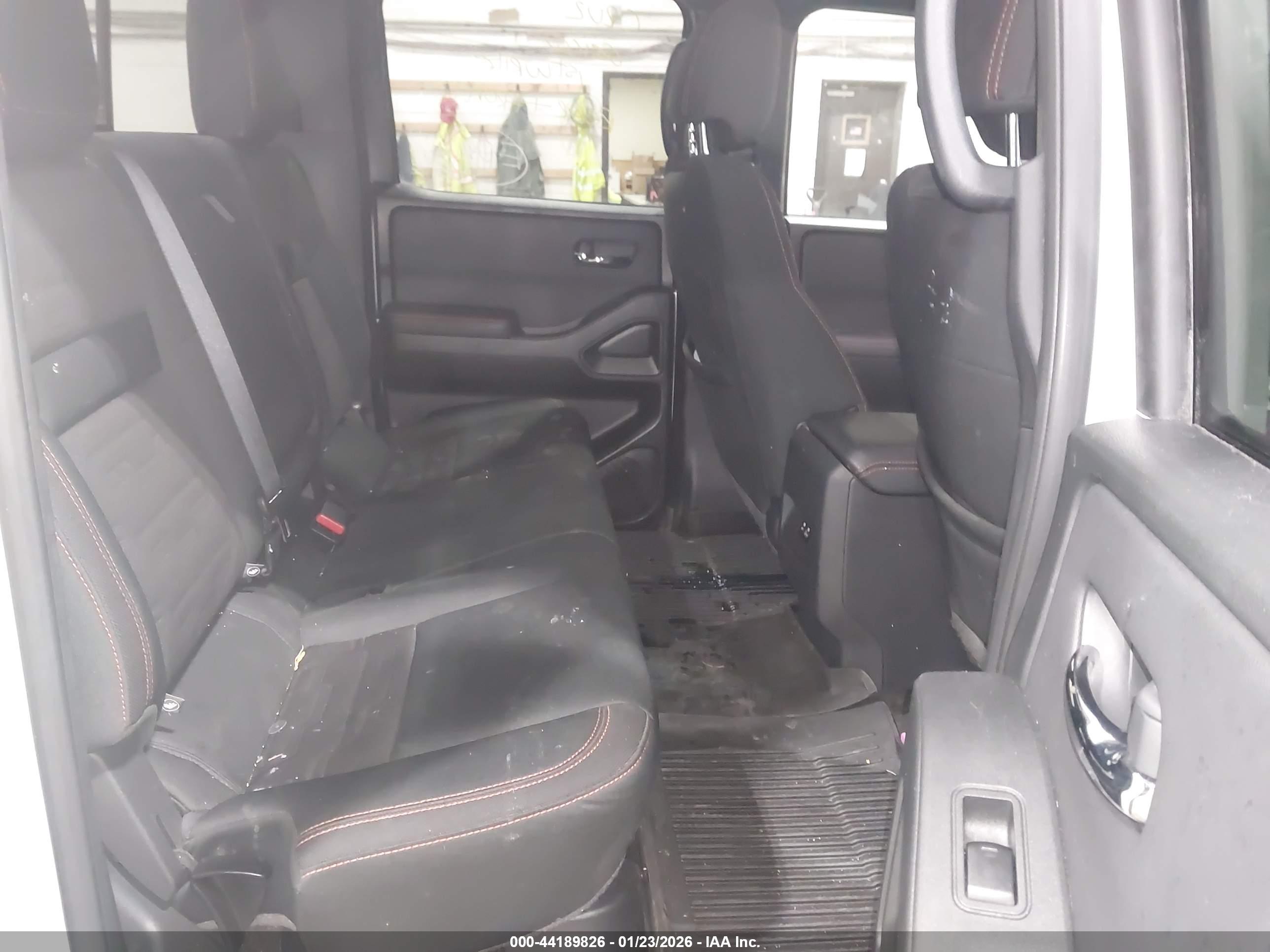 NISSAN FRONTIER image 8