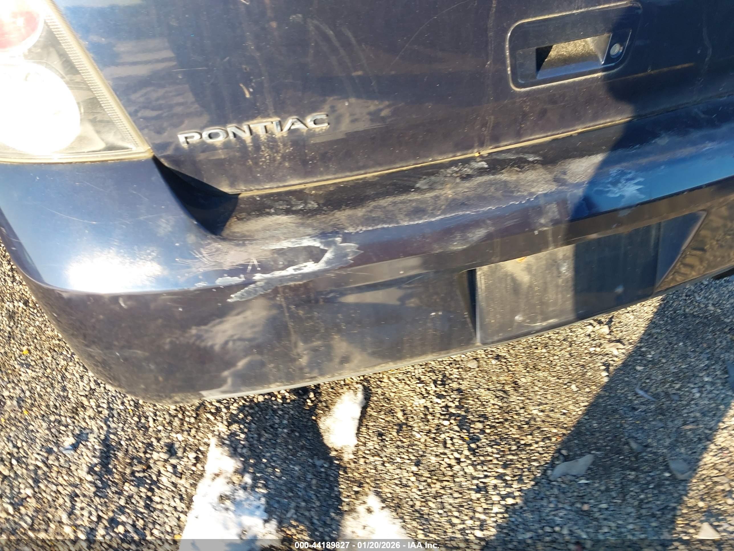 PONTIAC VIBE image 6