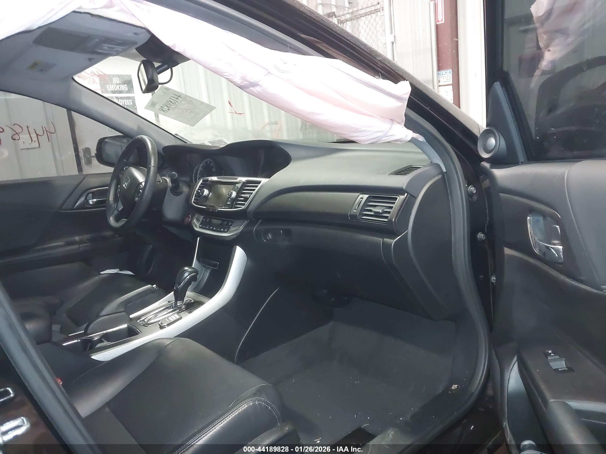 HONDA ACCORD image 5