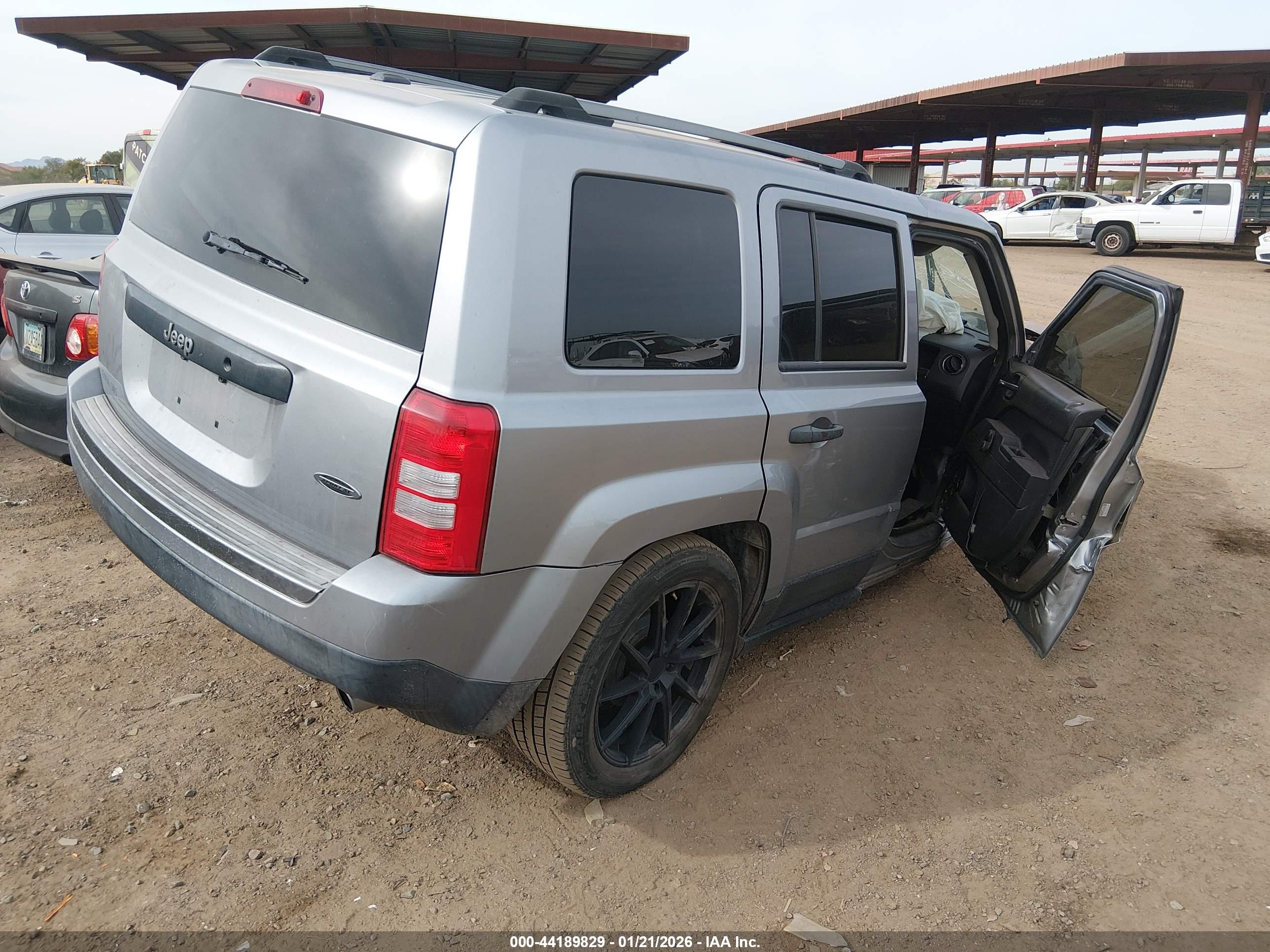 JEEP PATRIOT image 4