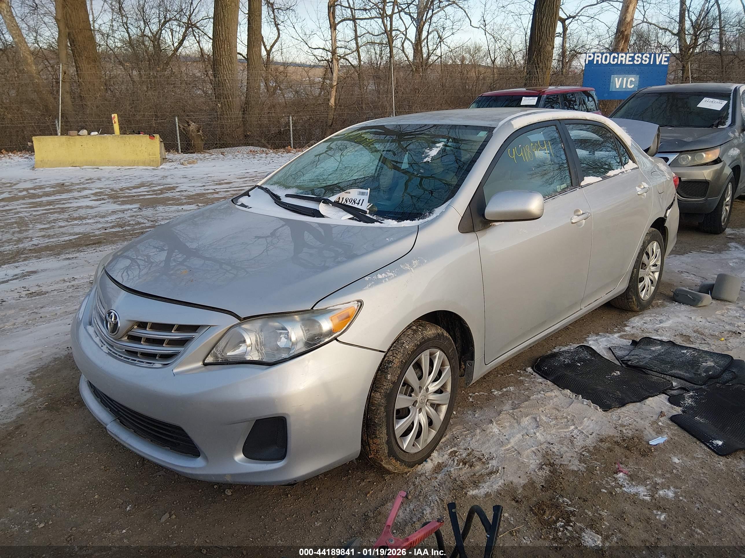 TOYOTA COROLLA image 2