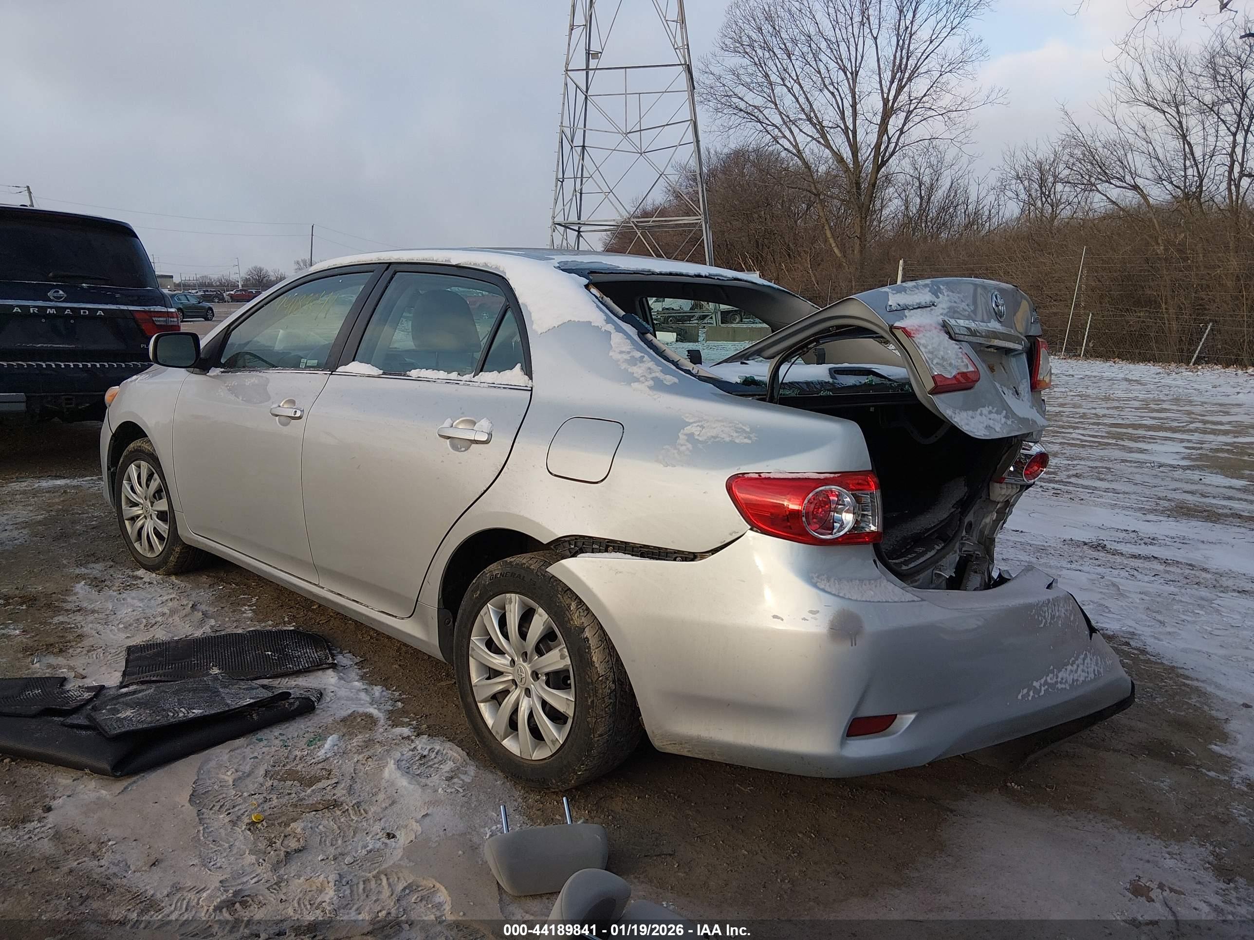 TOYOTA COROLLA image 3
