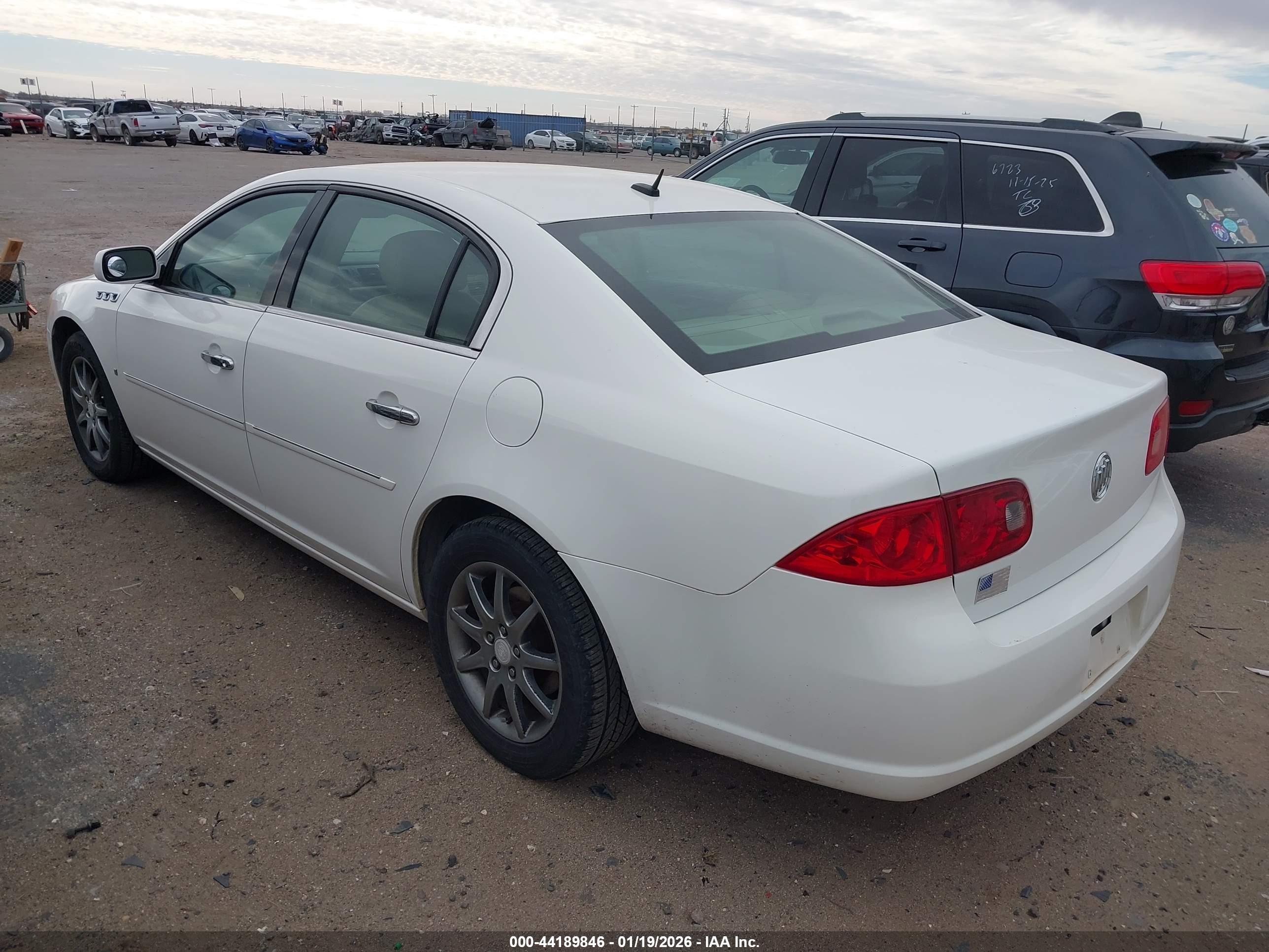 BUICK LUCERNE image 3