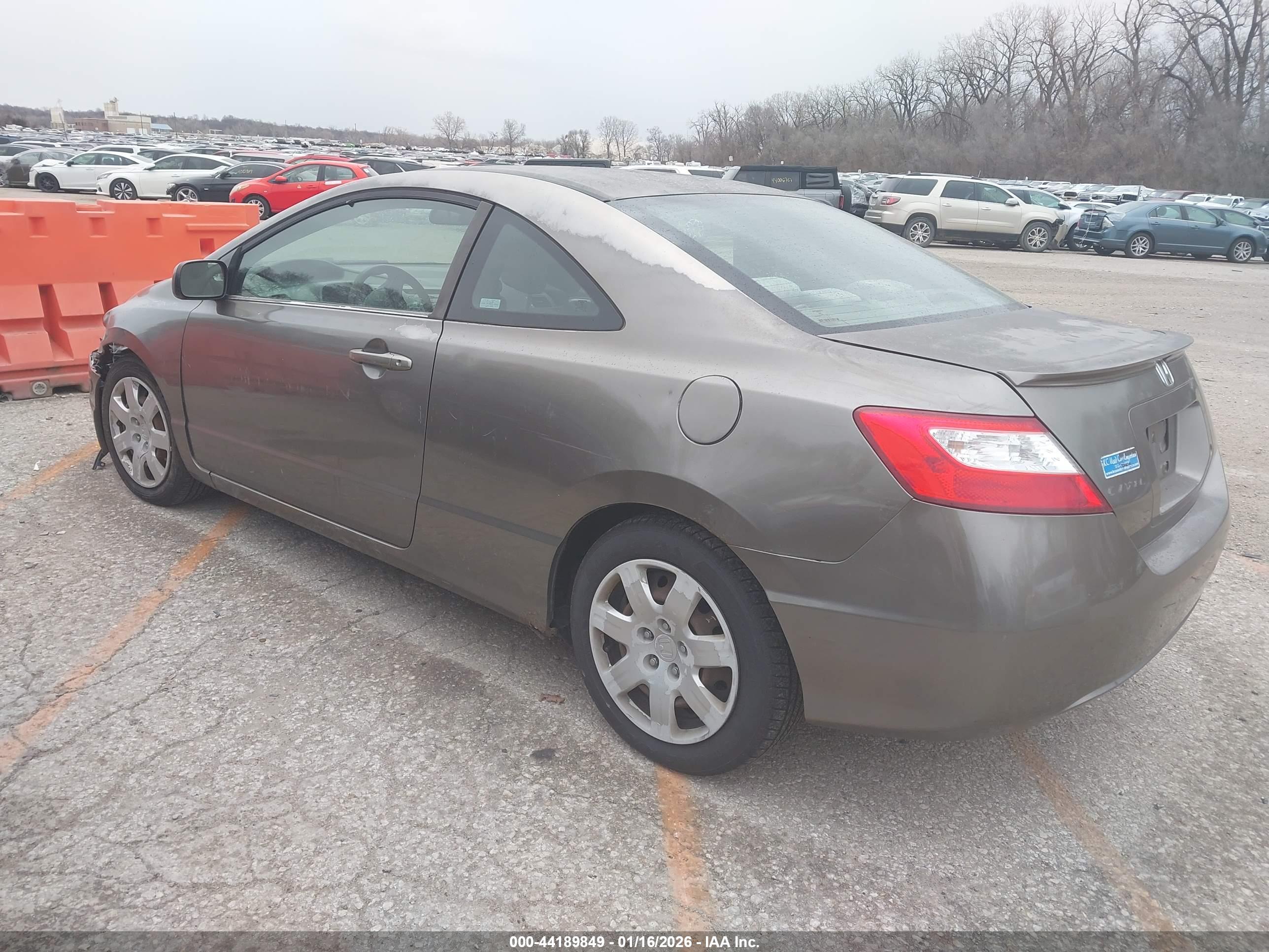 HONDA CIVIC image 3