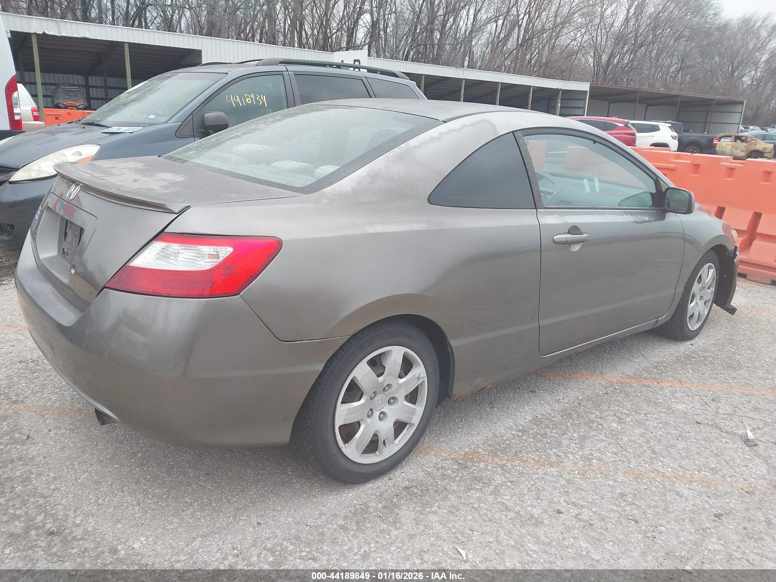 HONDA CIVIC image 4