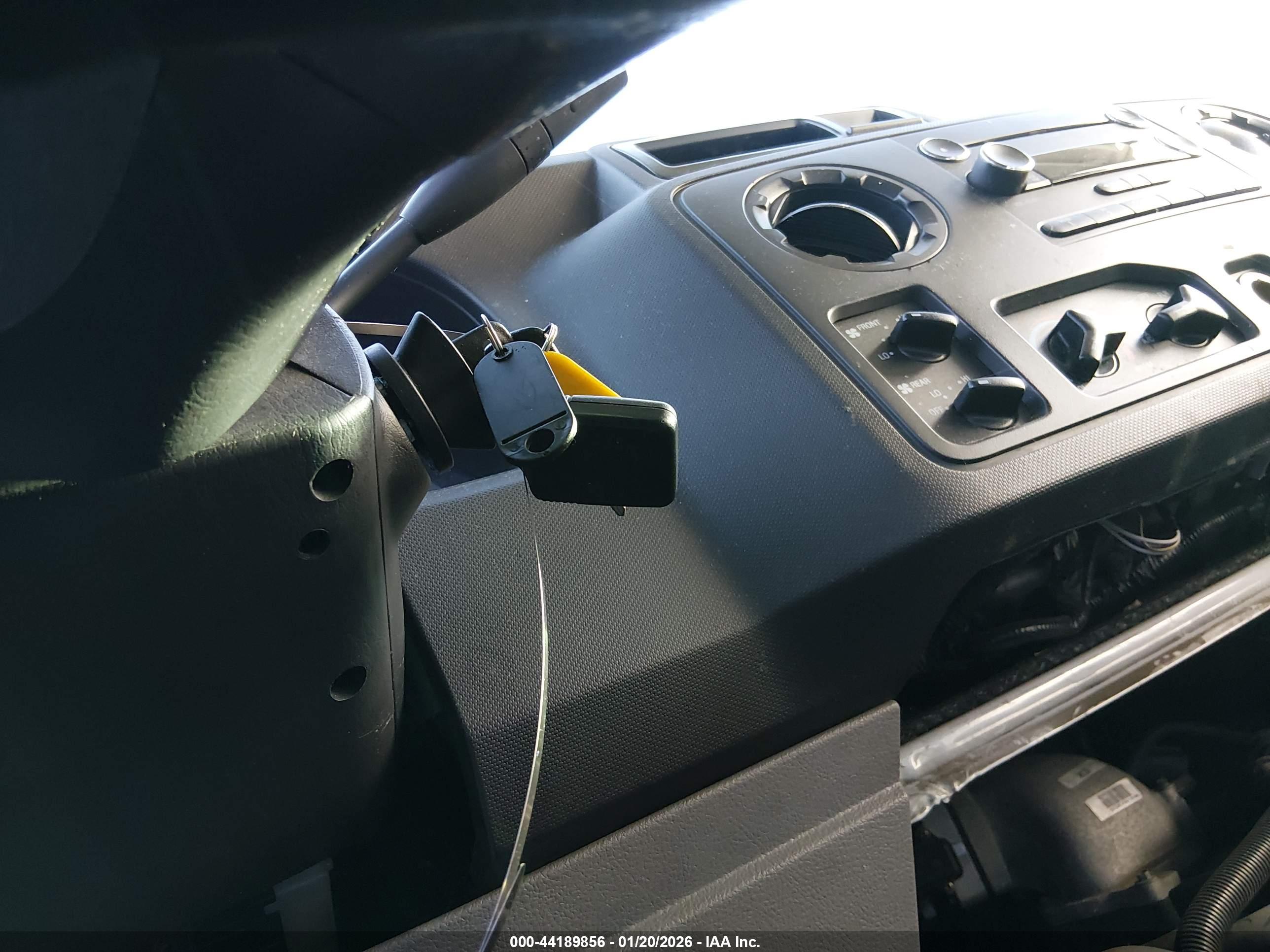 FORD E-350 image 11