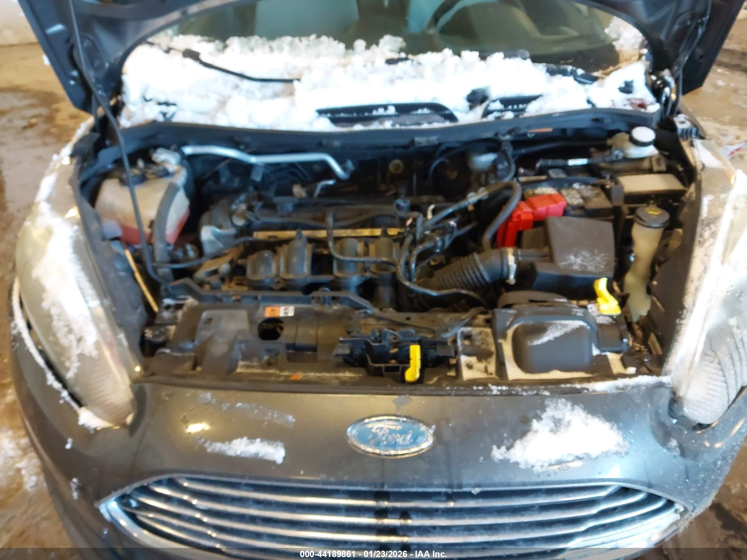 FORD FIESTA image 10