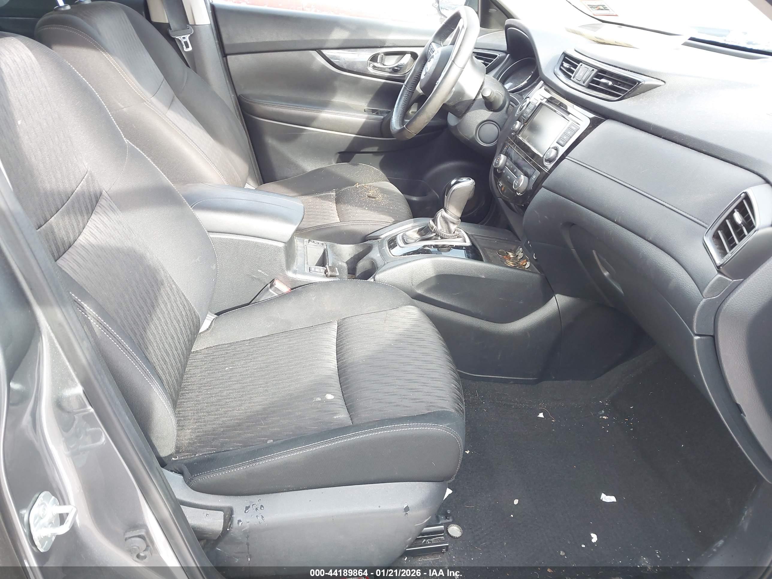 NISSAN ROGUE image 5