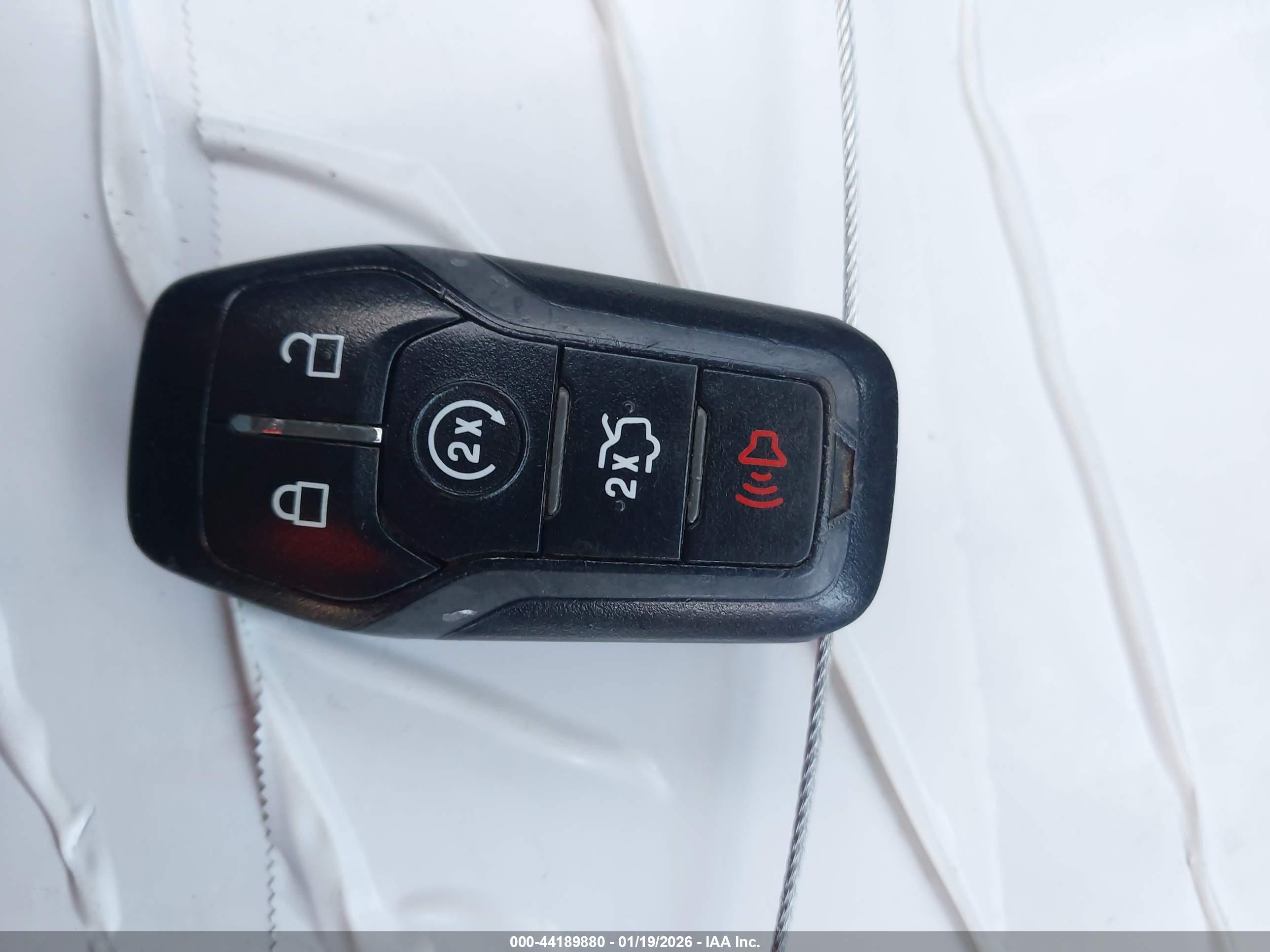 FORD MUSTANG image 11