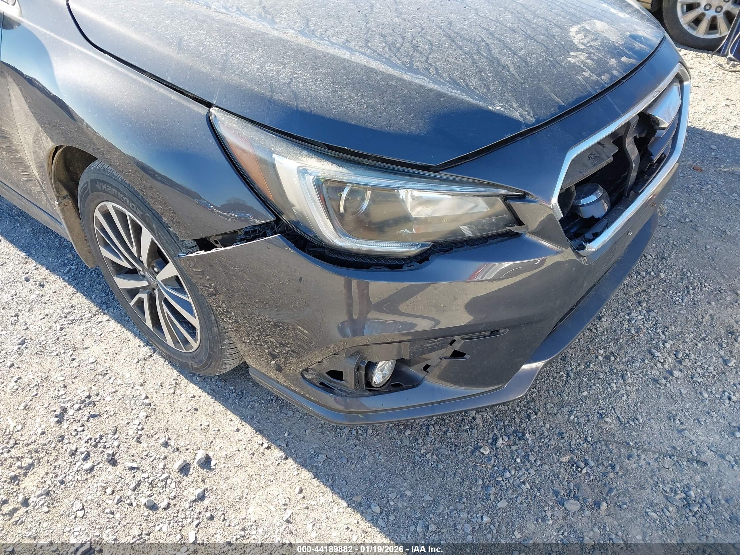 SUBARU LEGACY image 6