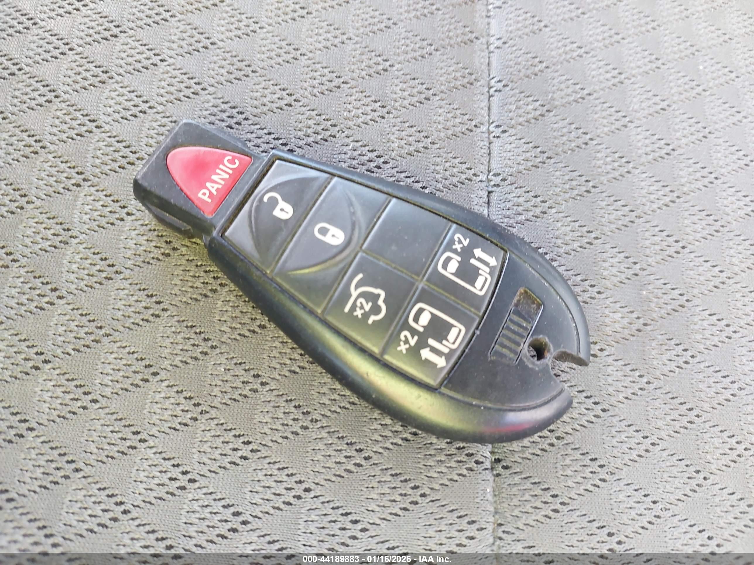 CHRYSLER TOWN image 11