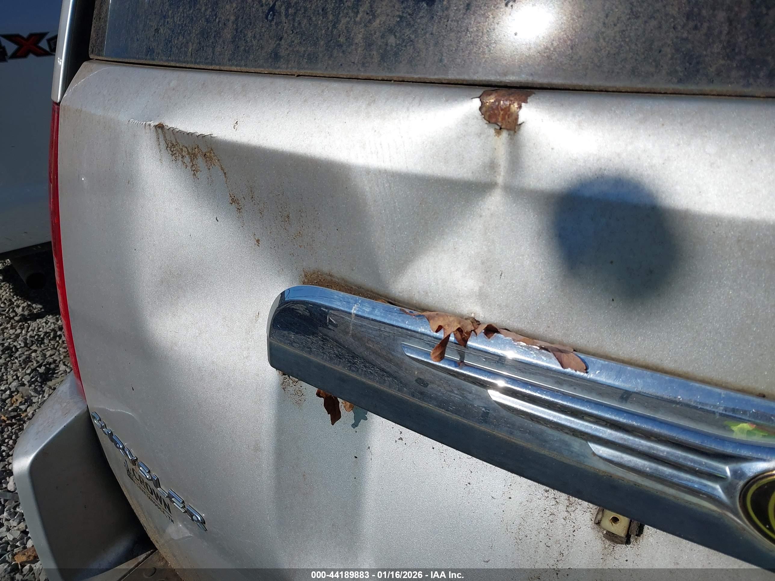 CHRYSLER TOWN image 6