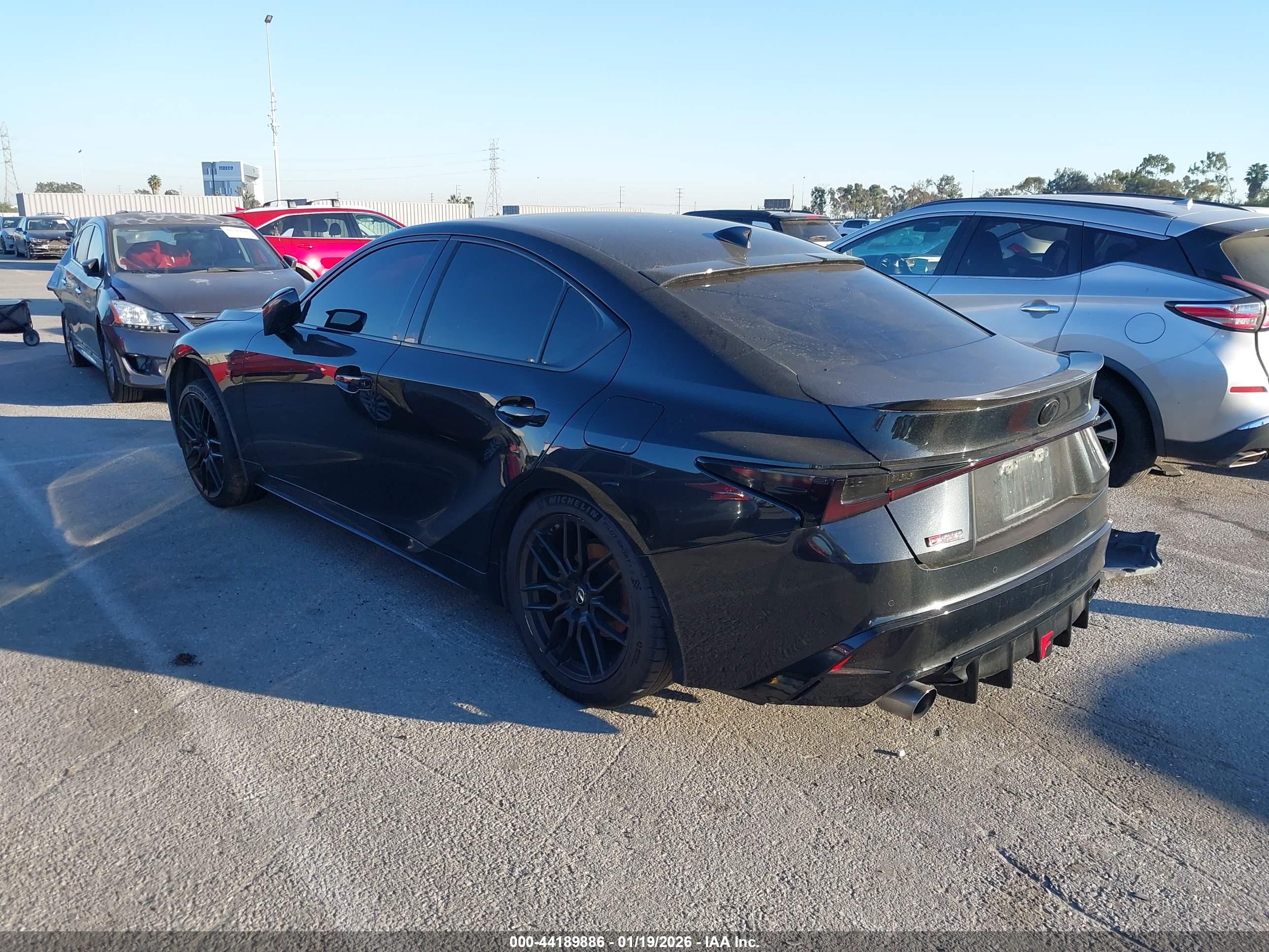 LEXUS IS image 3