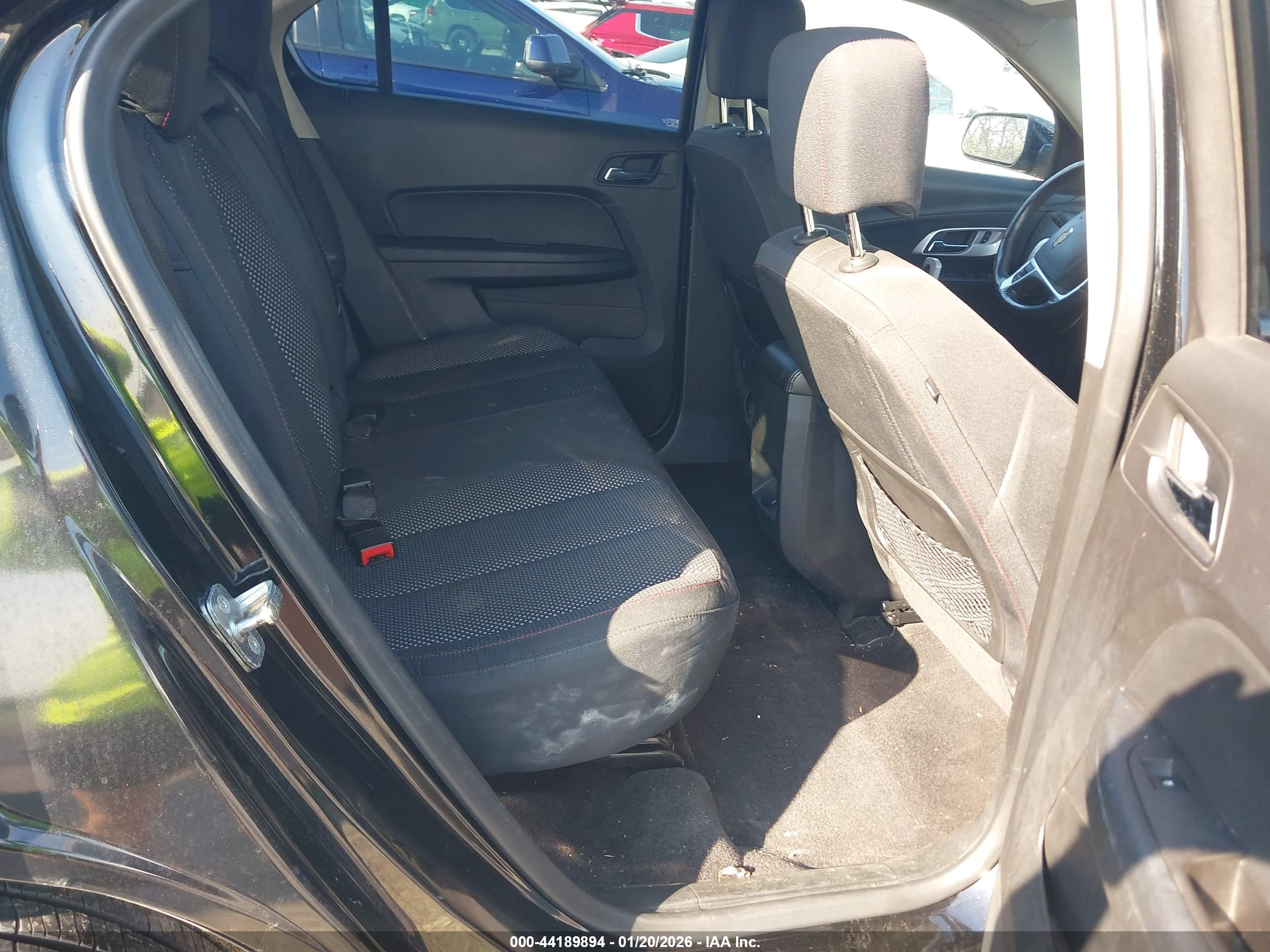 CHEVROLET EQUINOX image 8