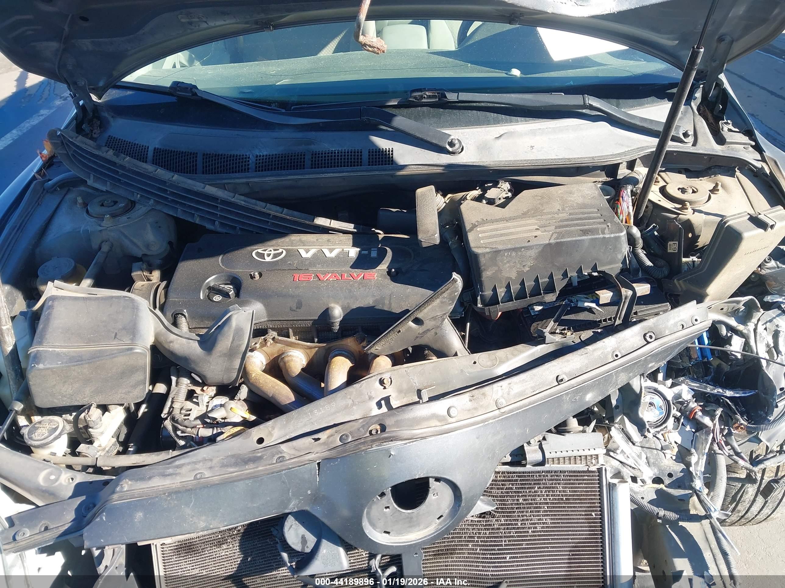 TOYOTA CAMRY image 10