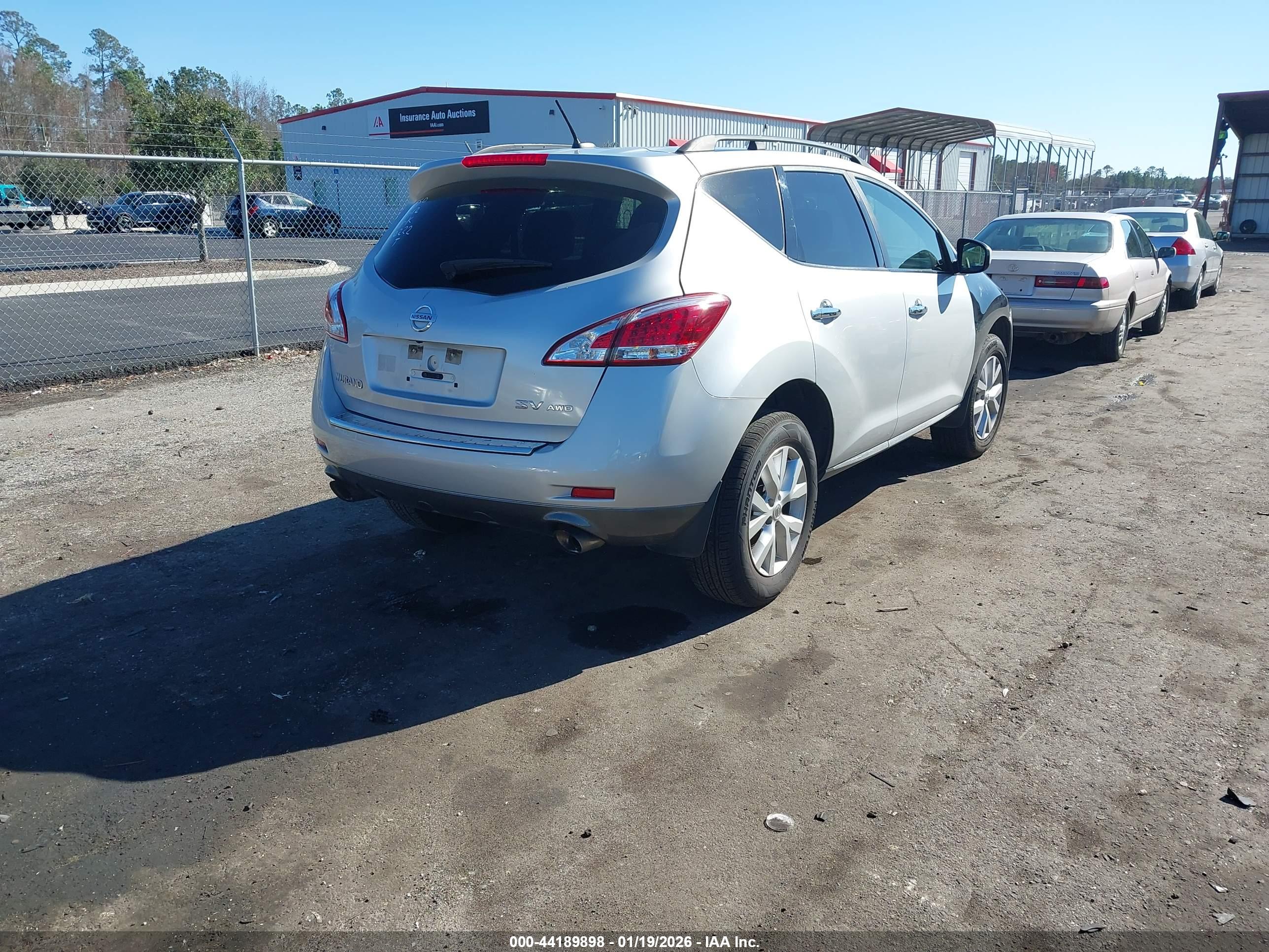 NISSAN MURANO image 4