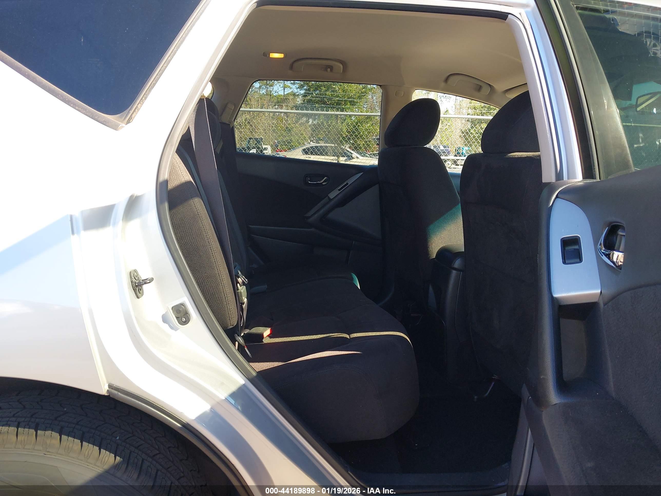 NISSAN MURANO image 8