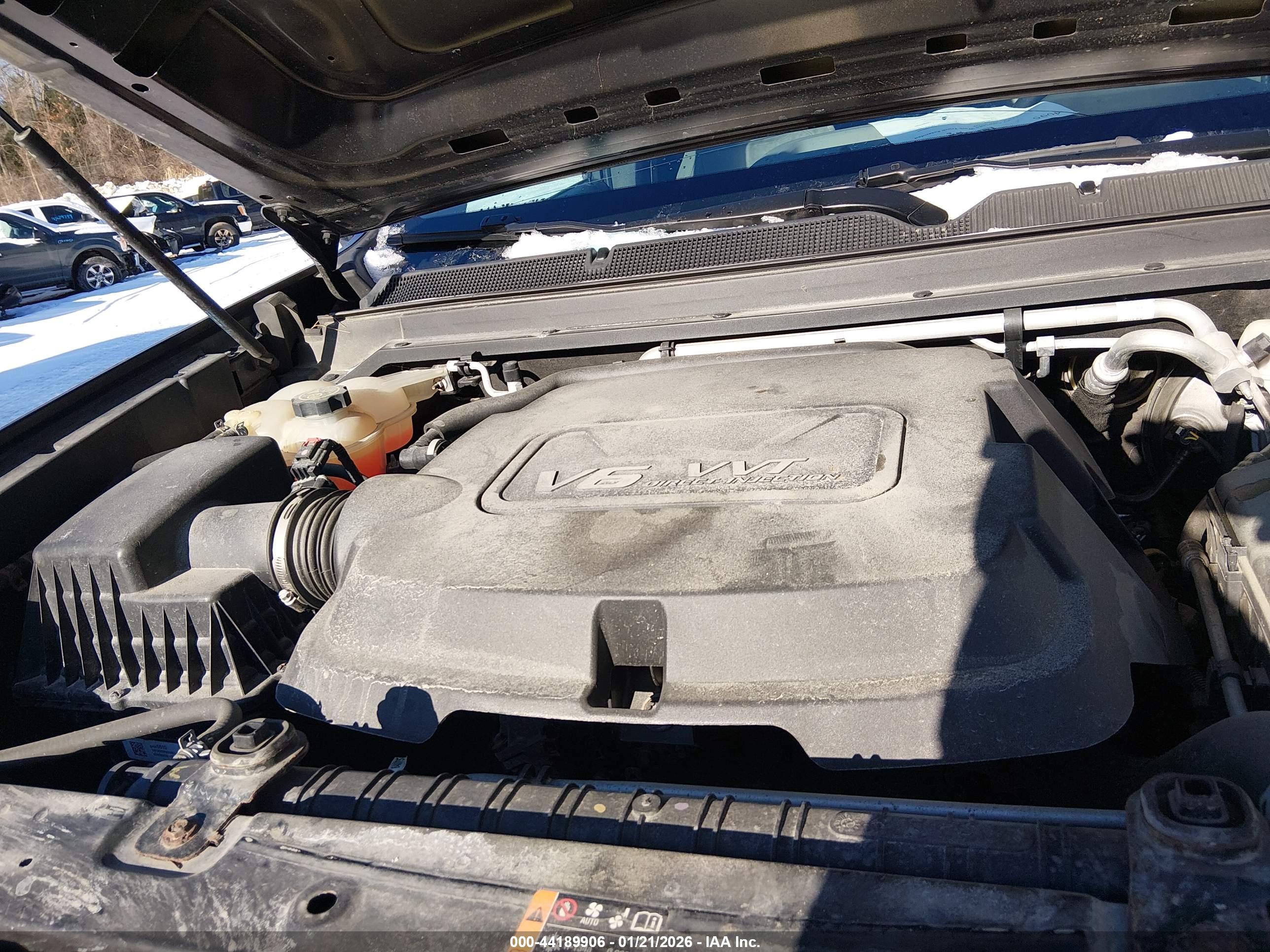 CHEVROLET COLORADO image 10