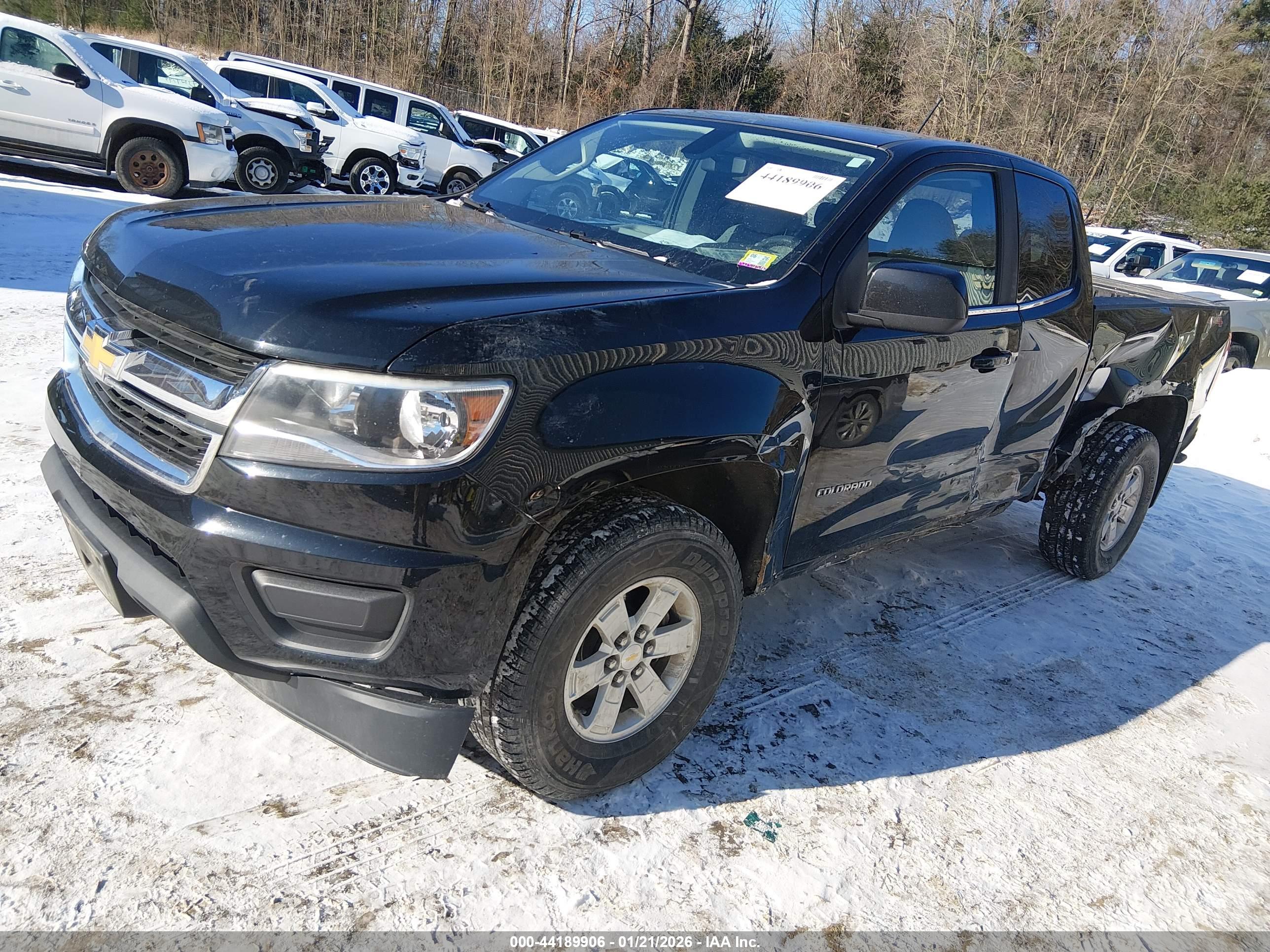CHEVROLET COLORADO image 2