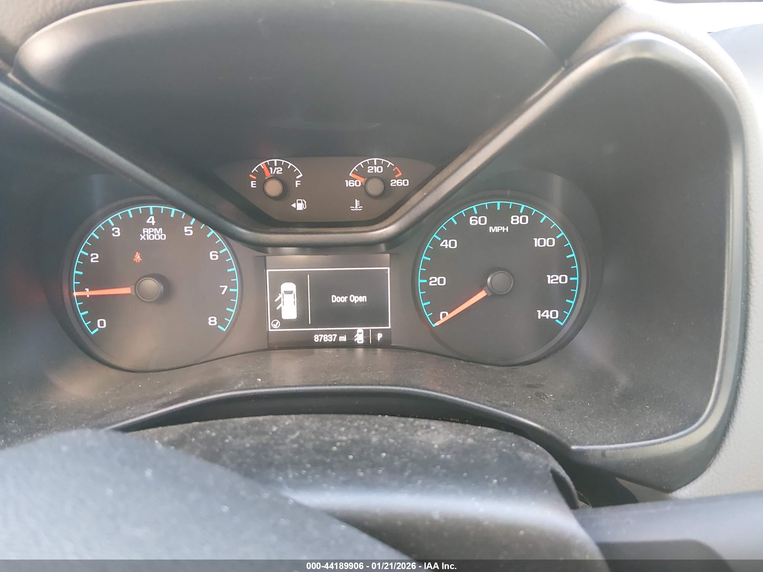 CHEVROLET COLORADO image 7