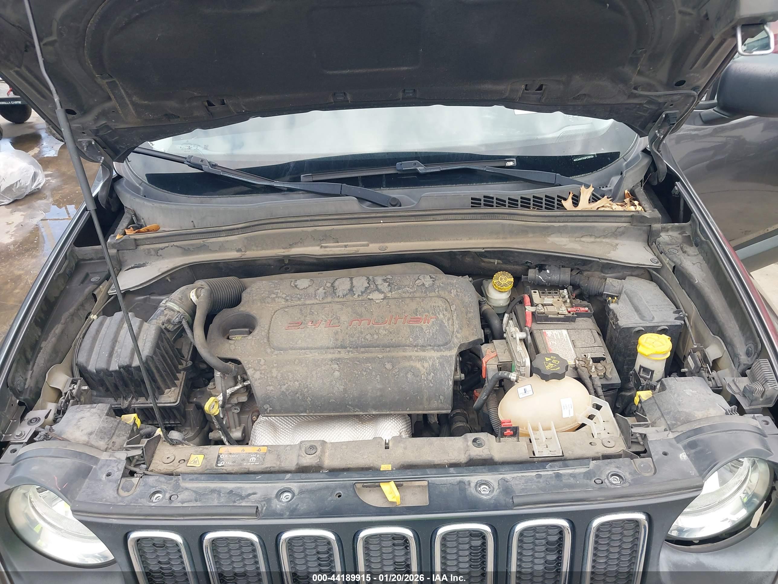 JEEP RENEGADE image 10