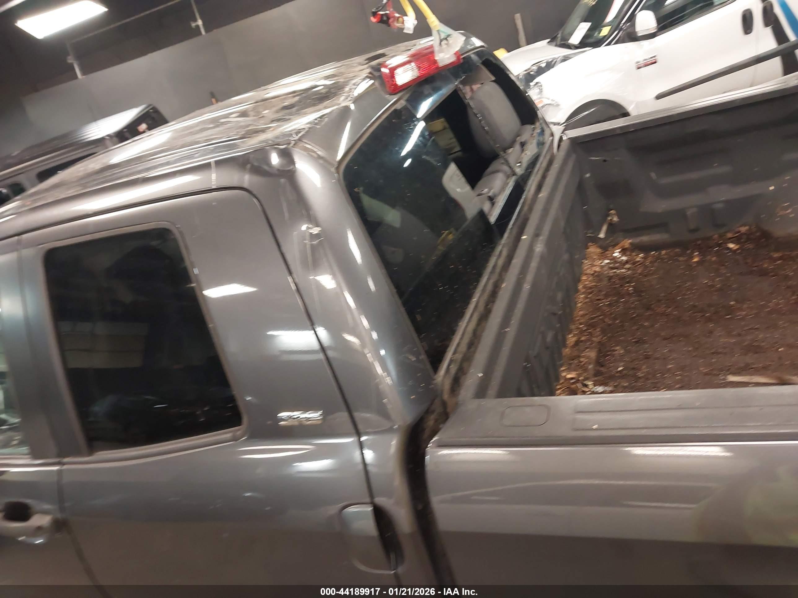 TOYOTA TUNDRA image 6