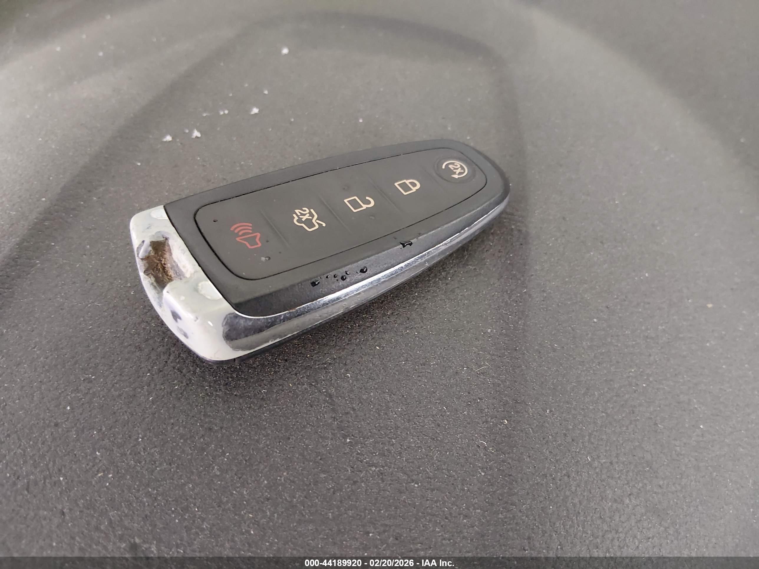 FORD ESCAPE image 11