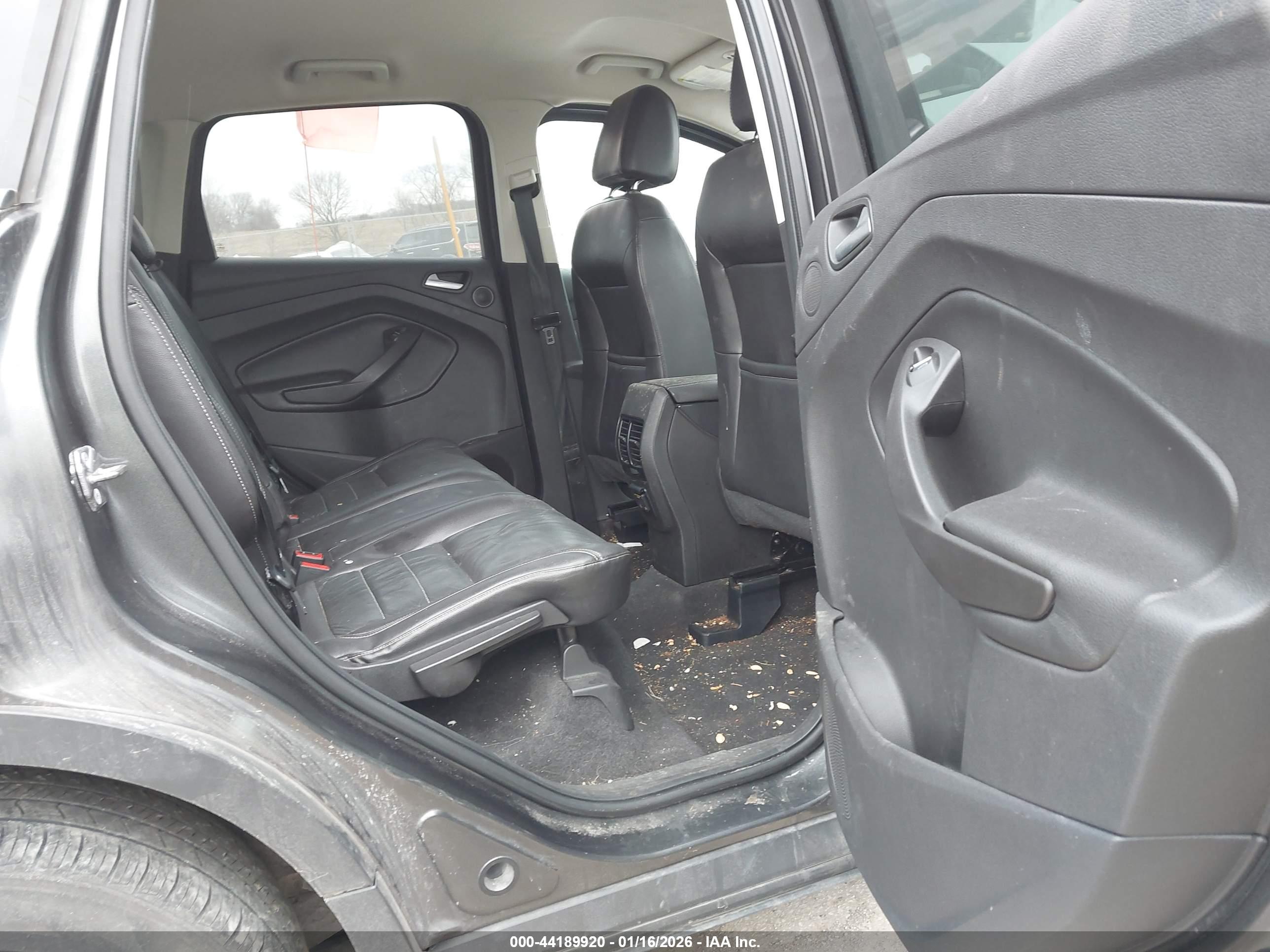 FORD ESCAPE image 8