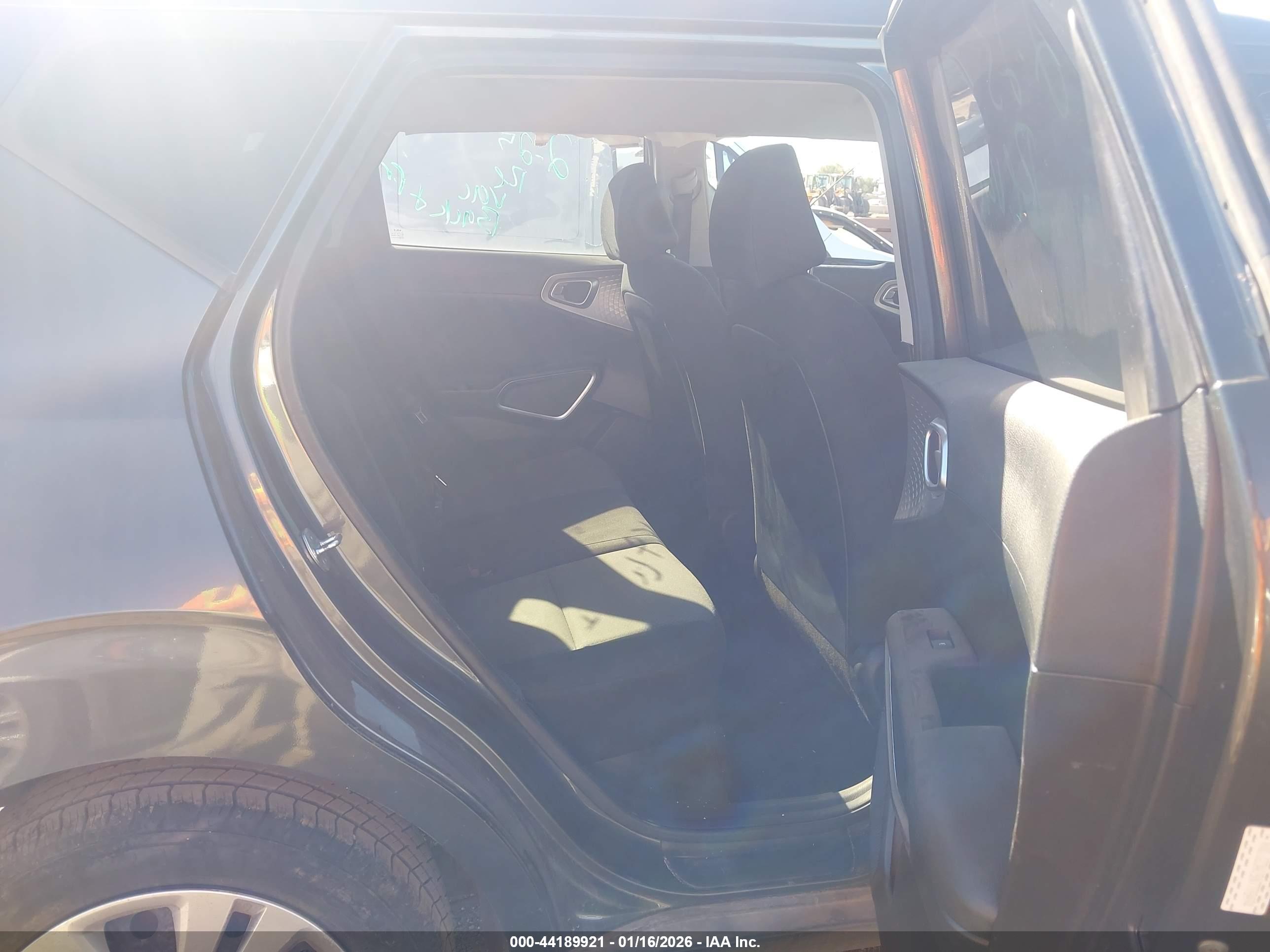 KIA SOUL image 8