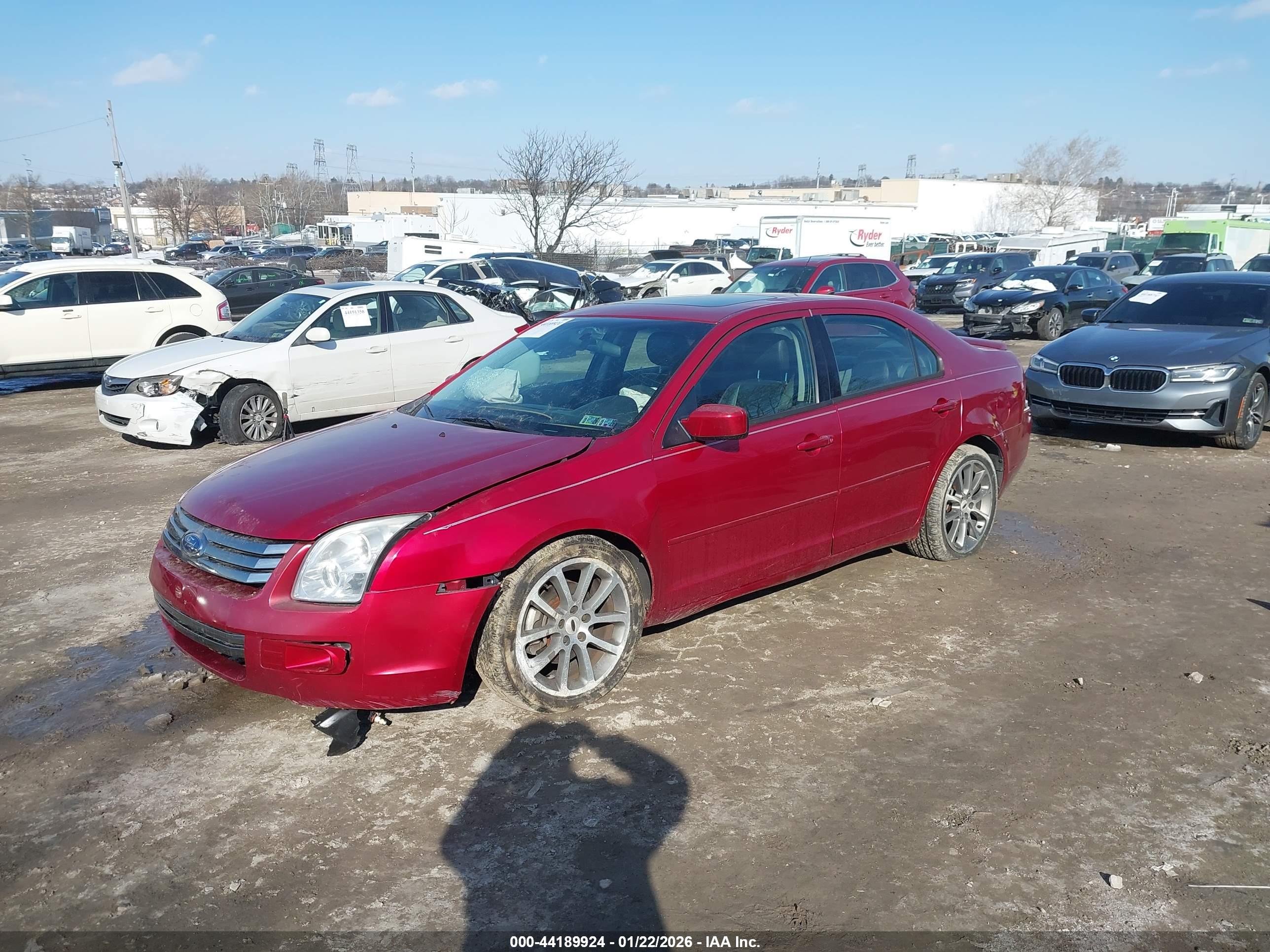 FORD FUSION image 2