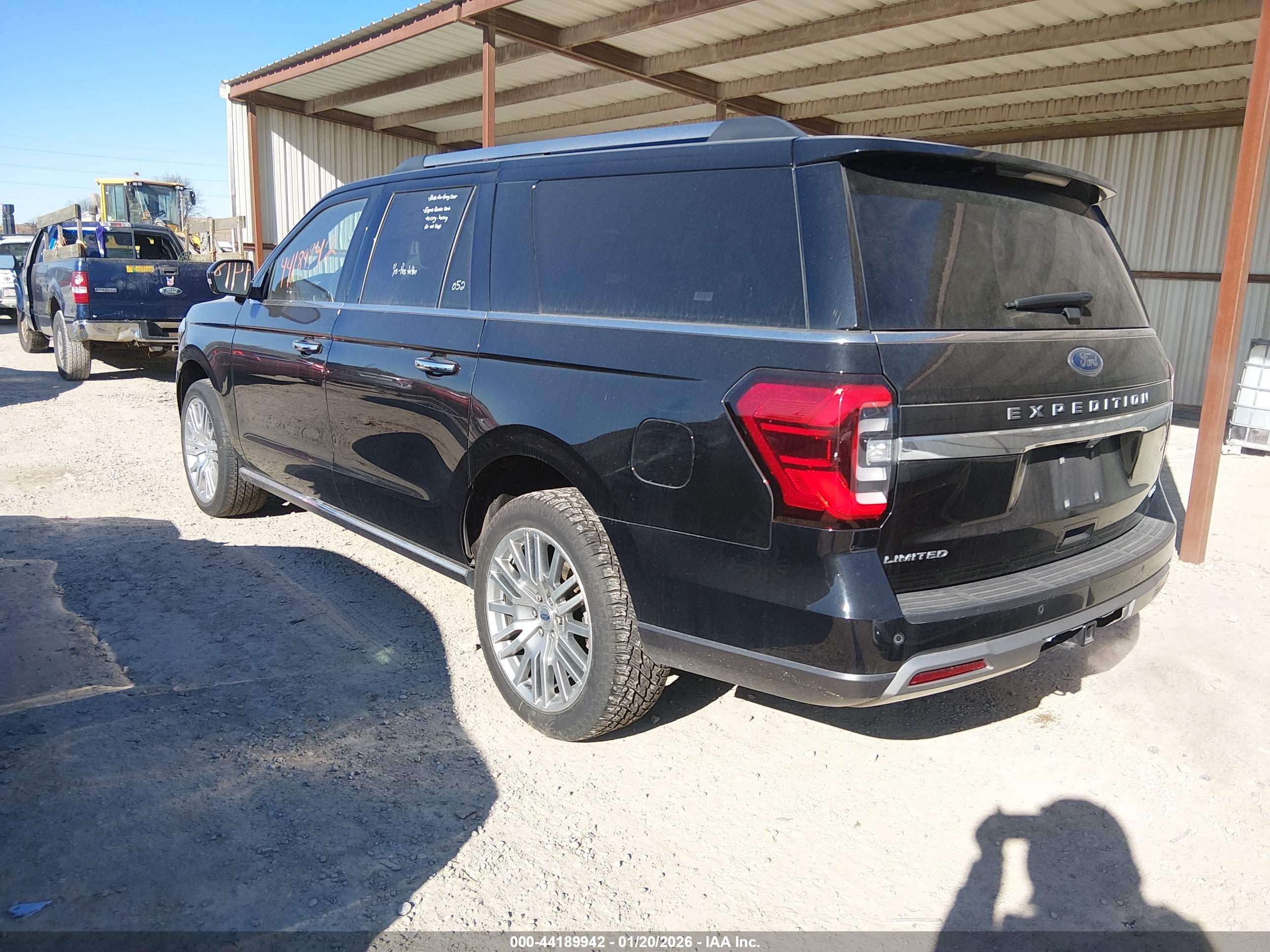 FORD EXPEDITION image 3