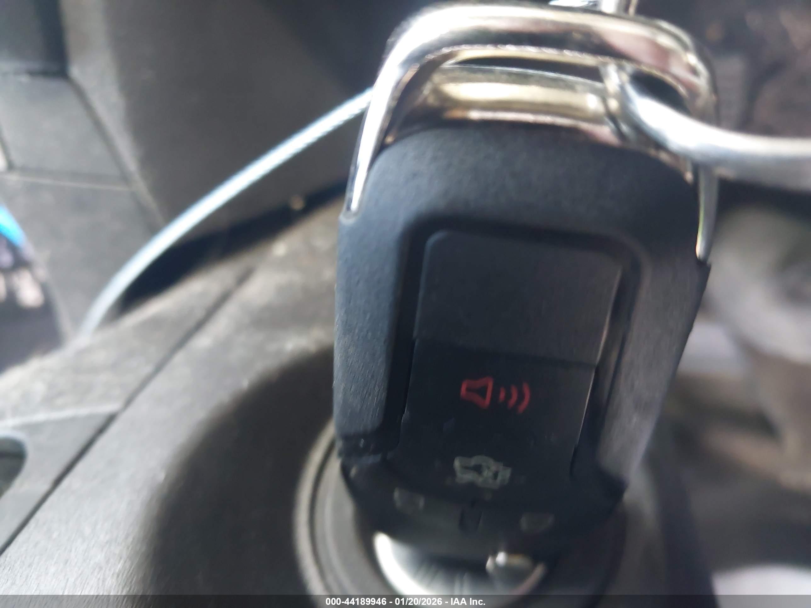 FORD FUSION image 11