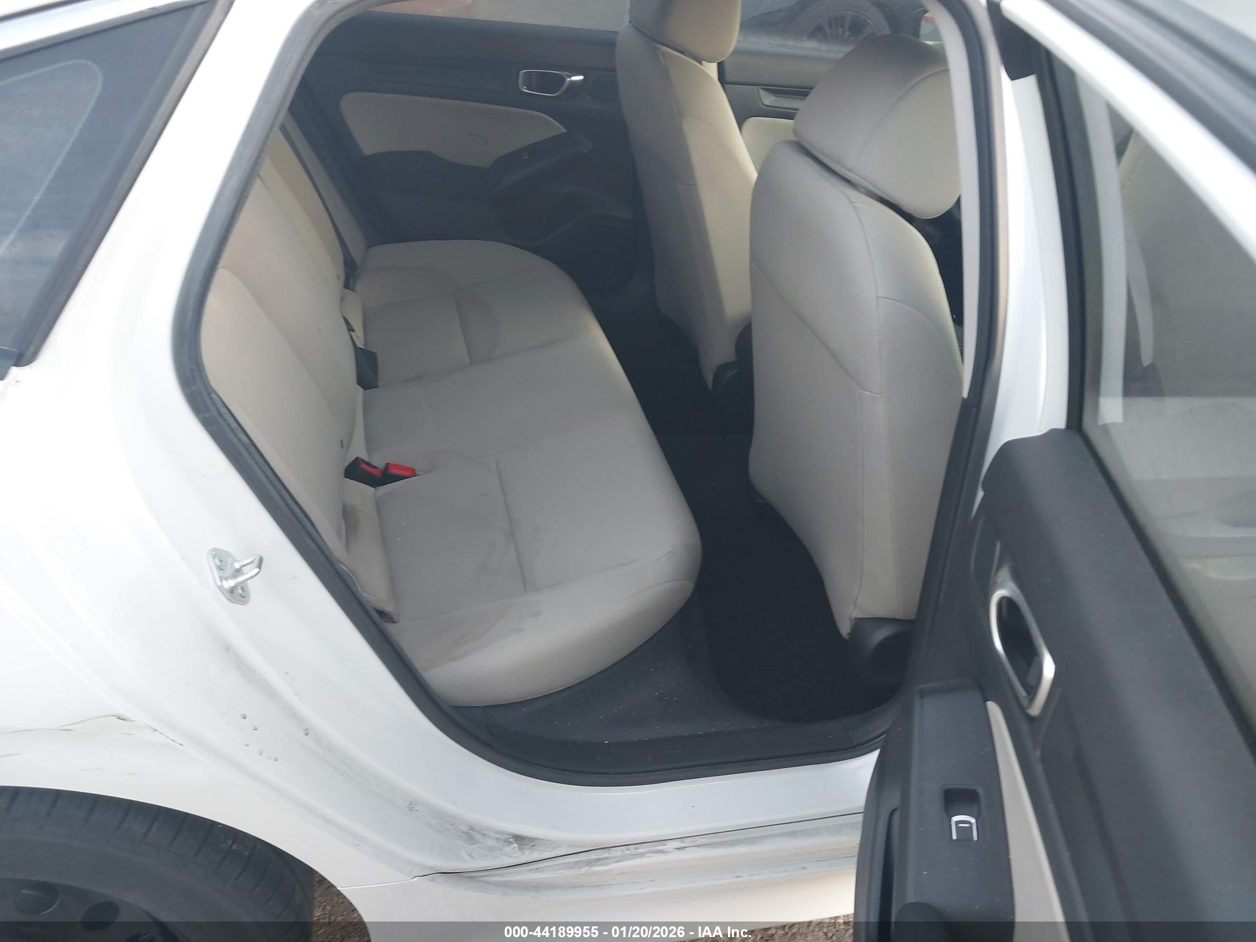 HONDA CIVIC image 8