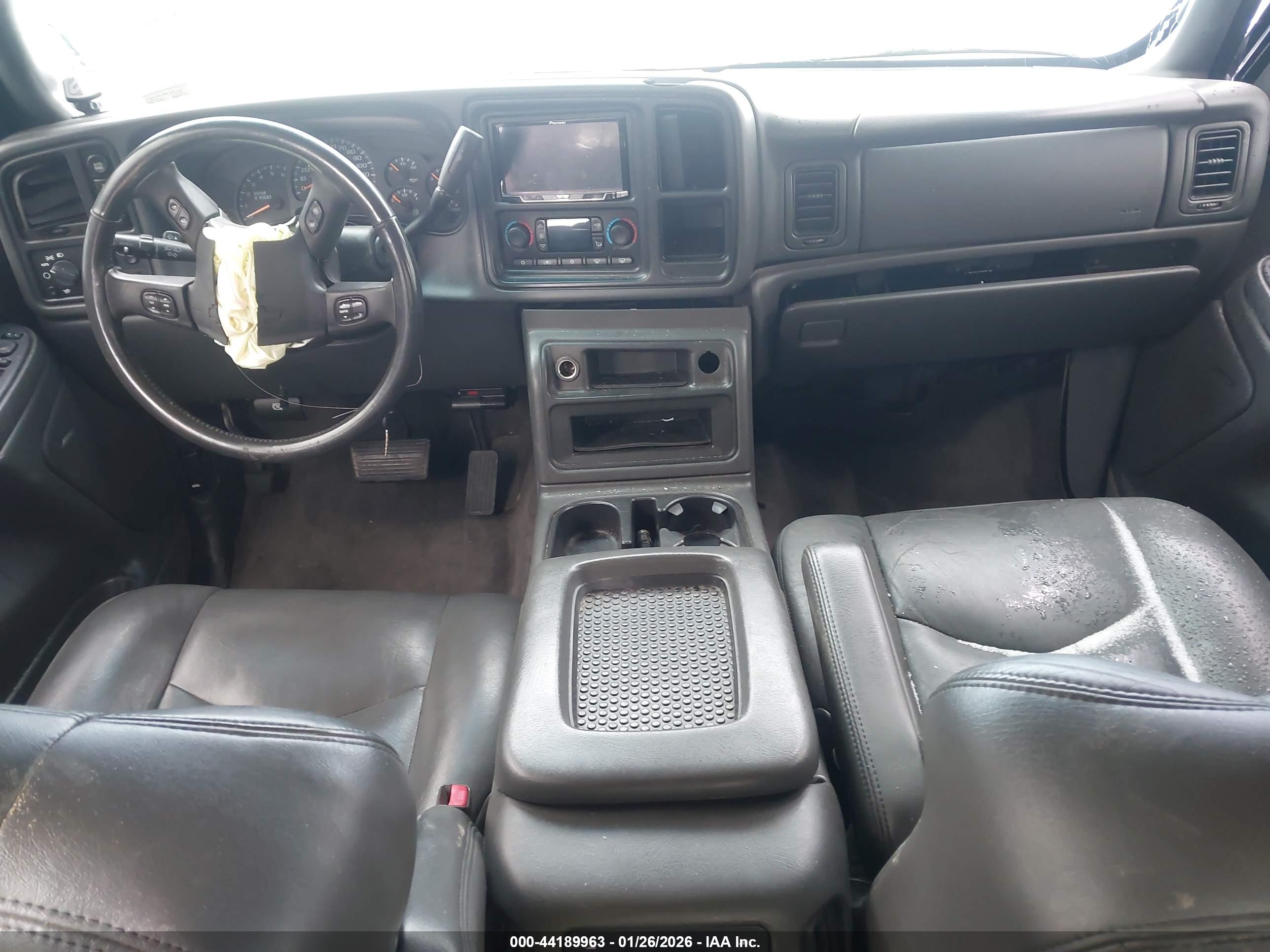 CHEVROLET AVALANCHE image 5