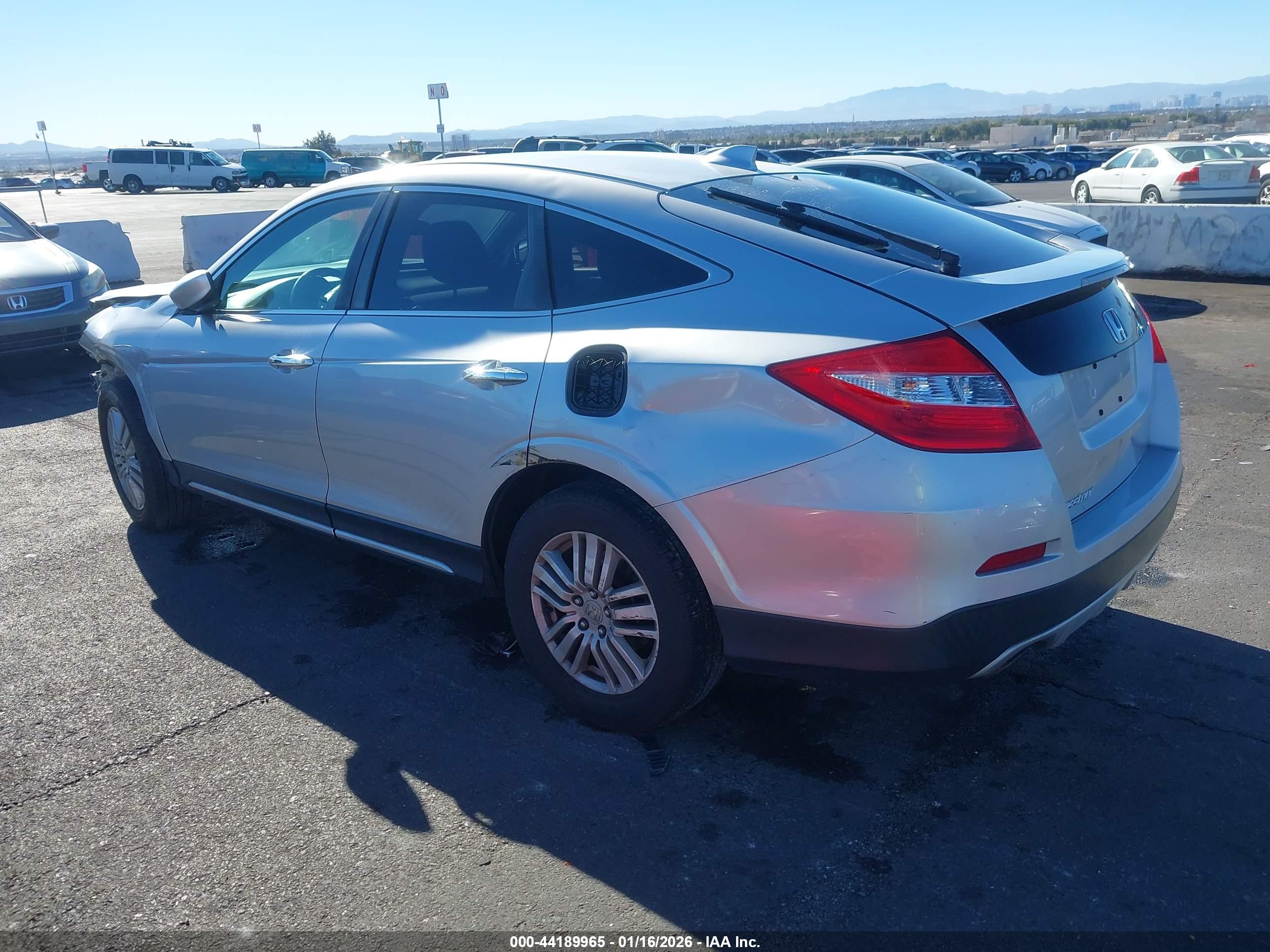HONDA CROSSTOUR image 3