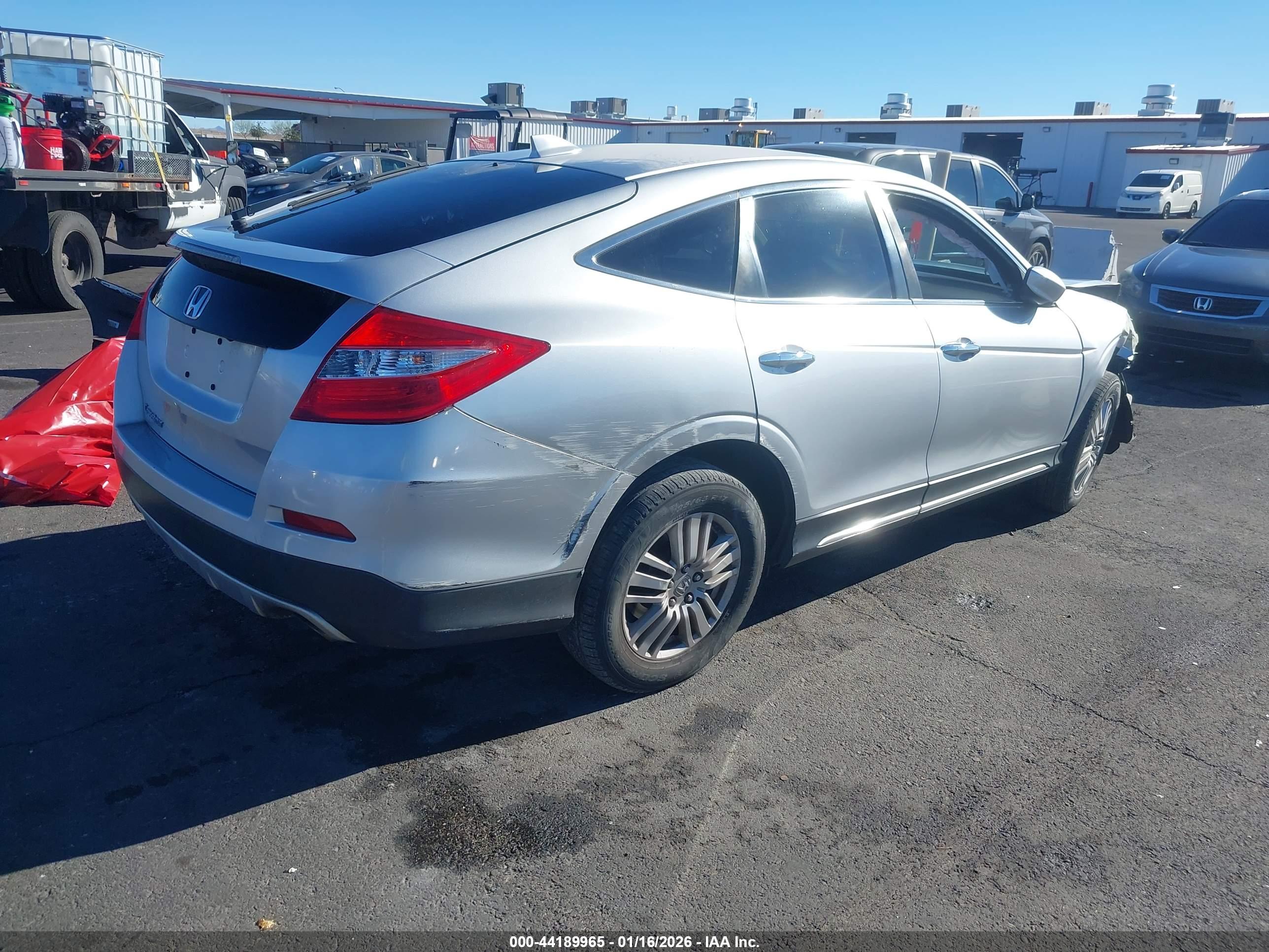 HONDA CROSSTOUR image 4
