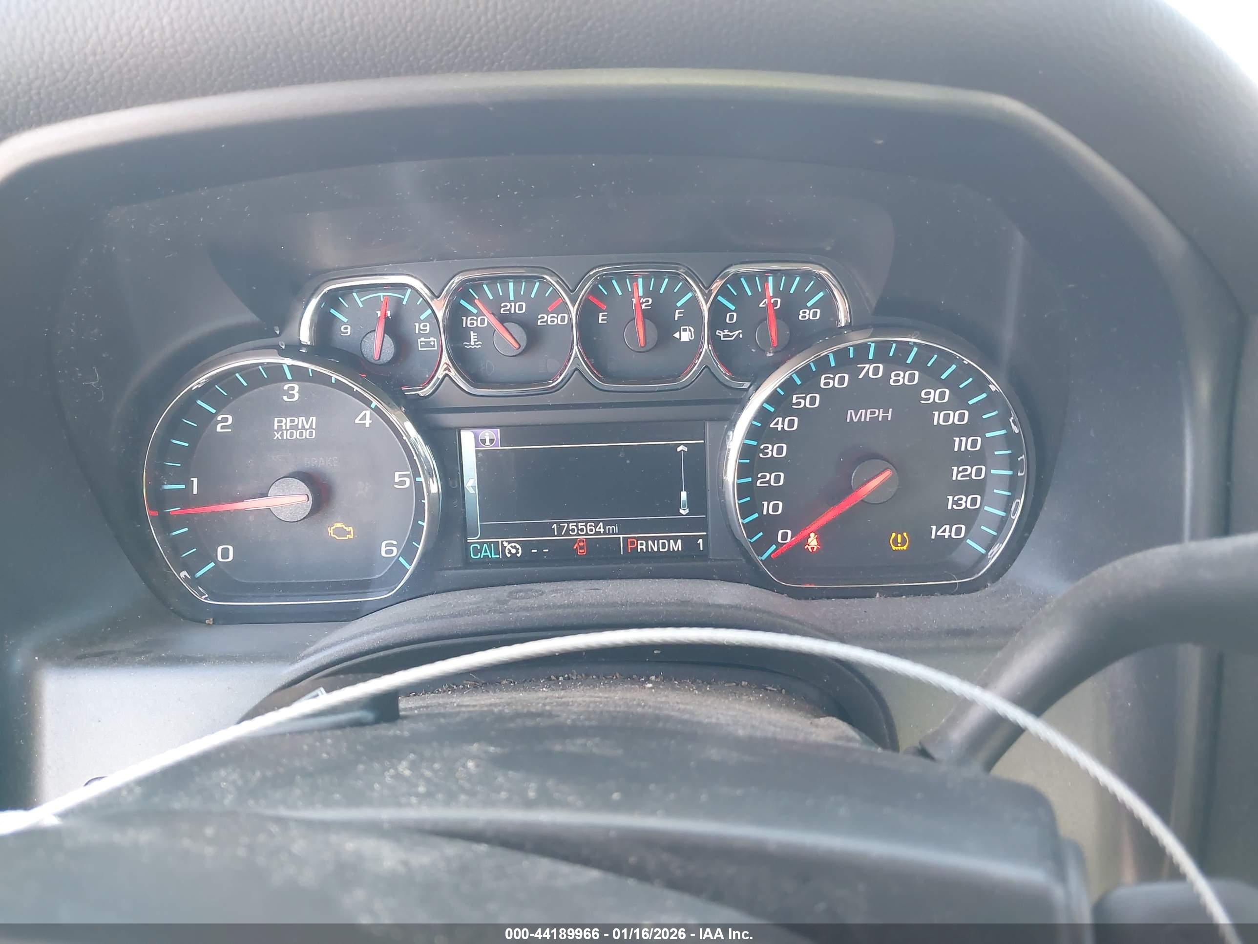 CHEVROLET SILVERADO image 7