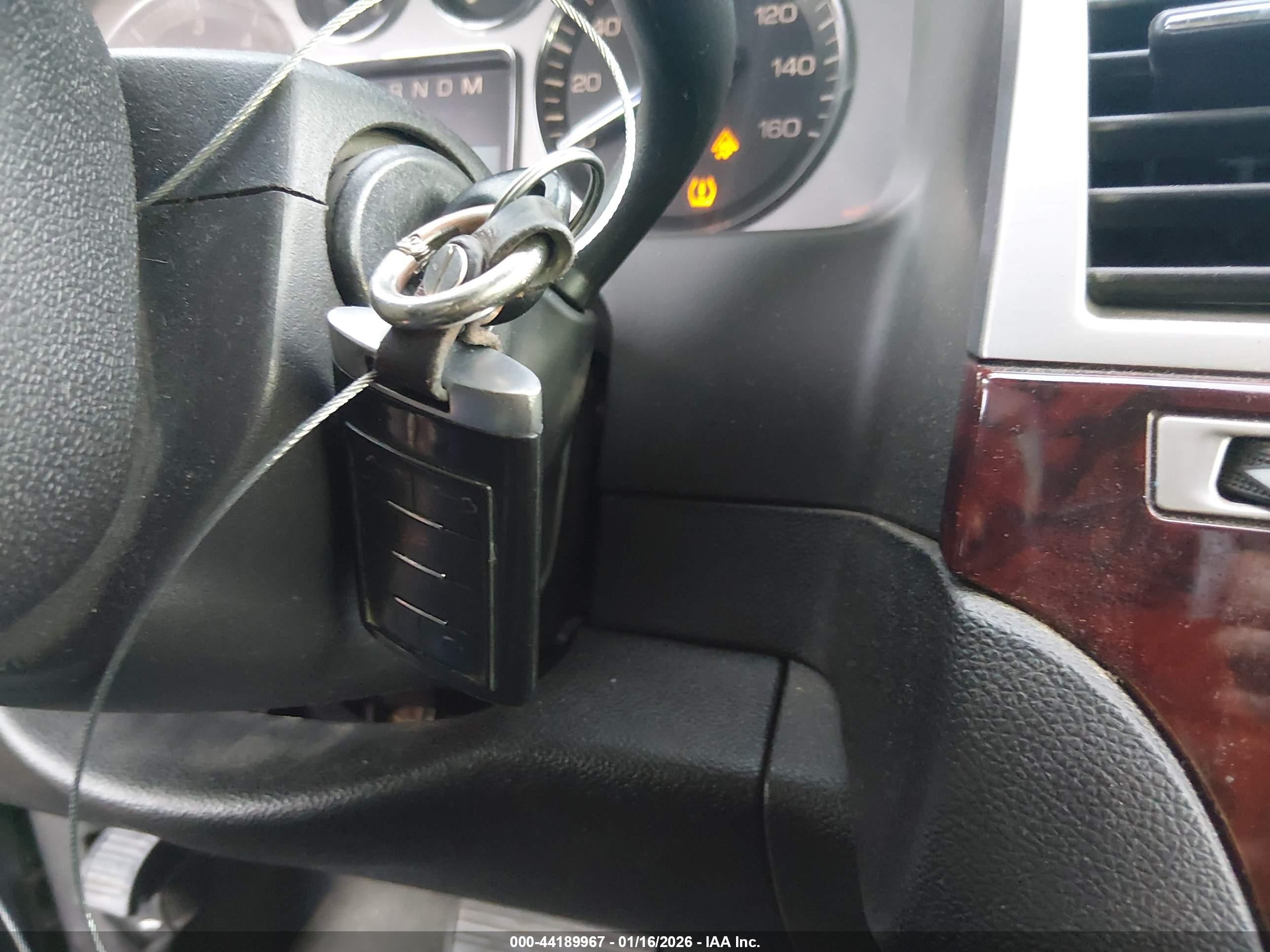 CADILLAC ESCALADE image 11