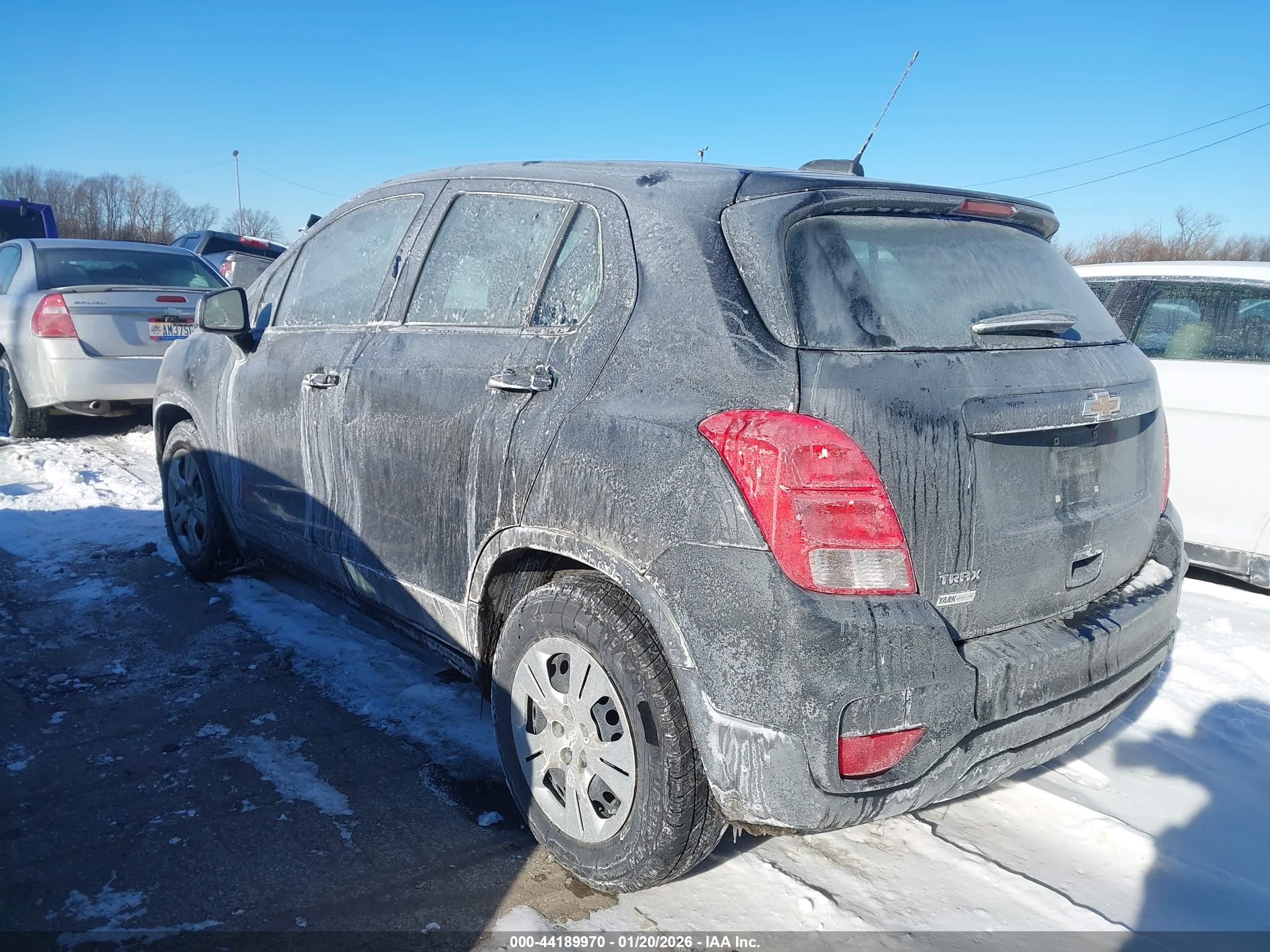 CHEVROLET TRAX image 3
