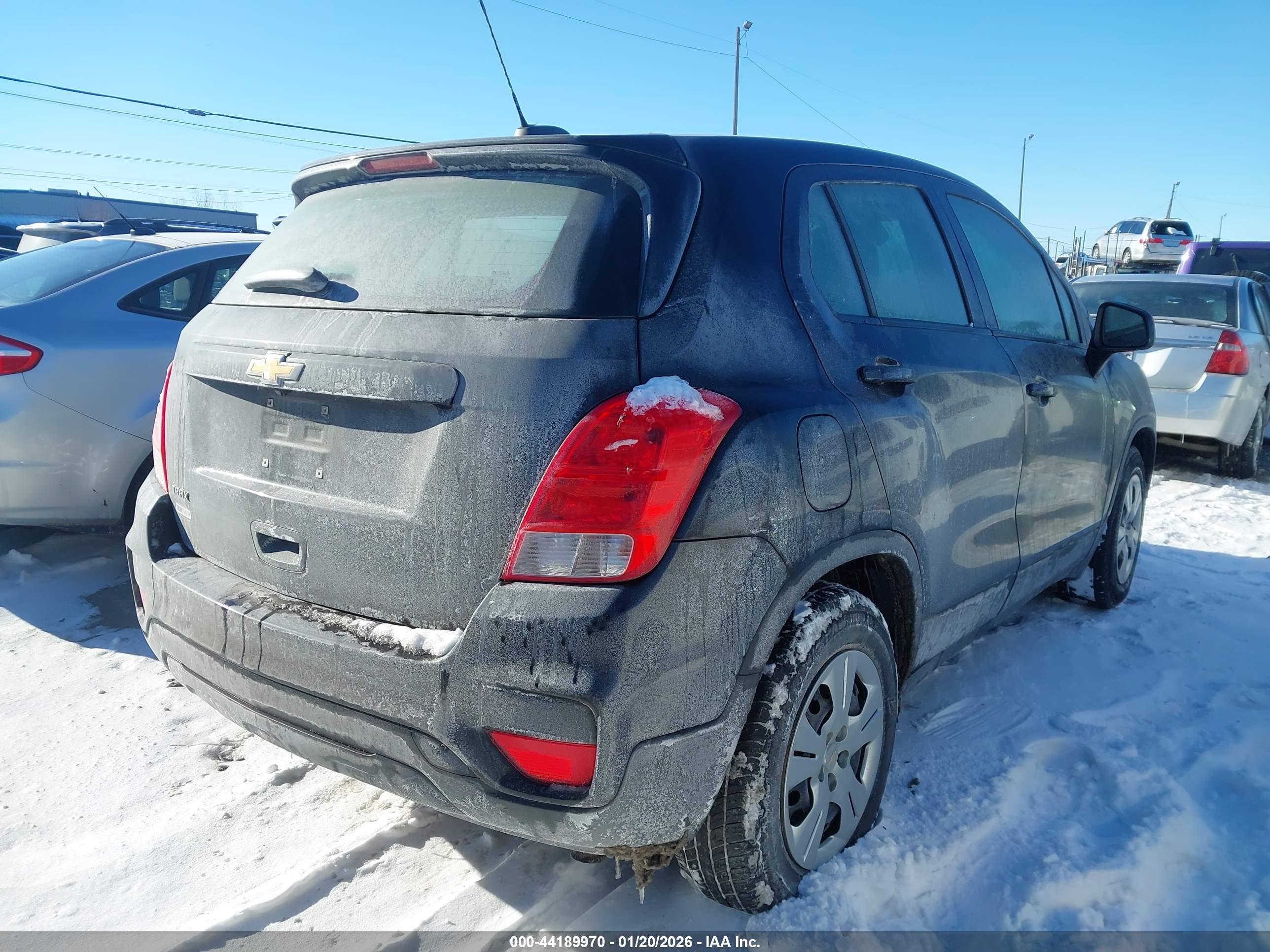 CHEVROLET TRAX image 4