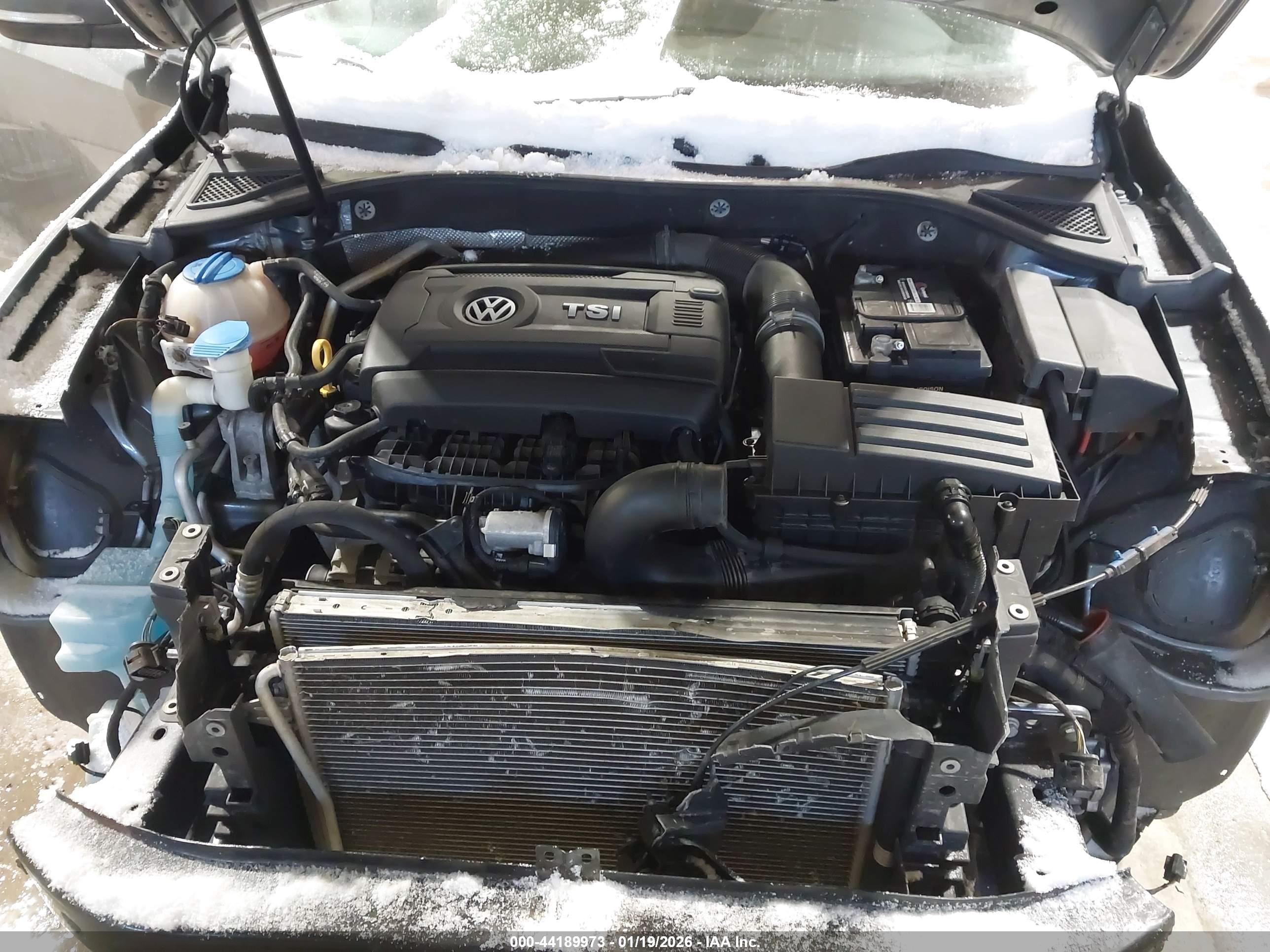VOLKSWAGEN PASSAT image 10