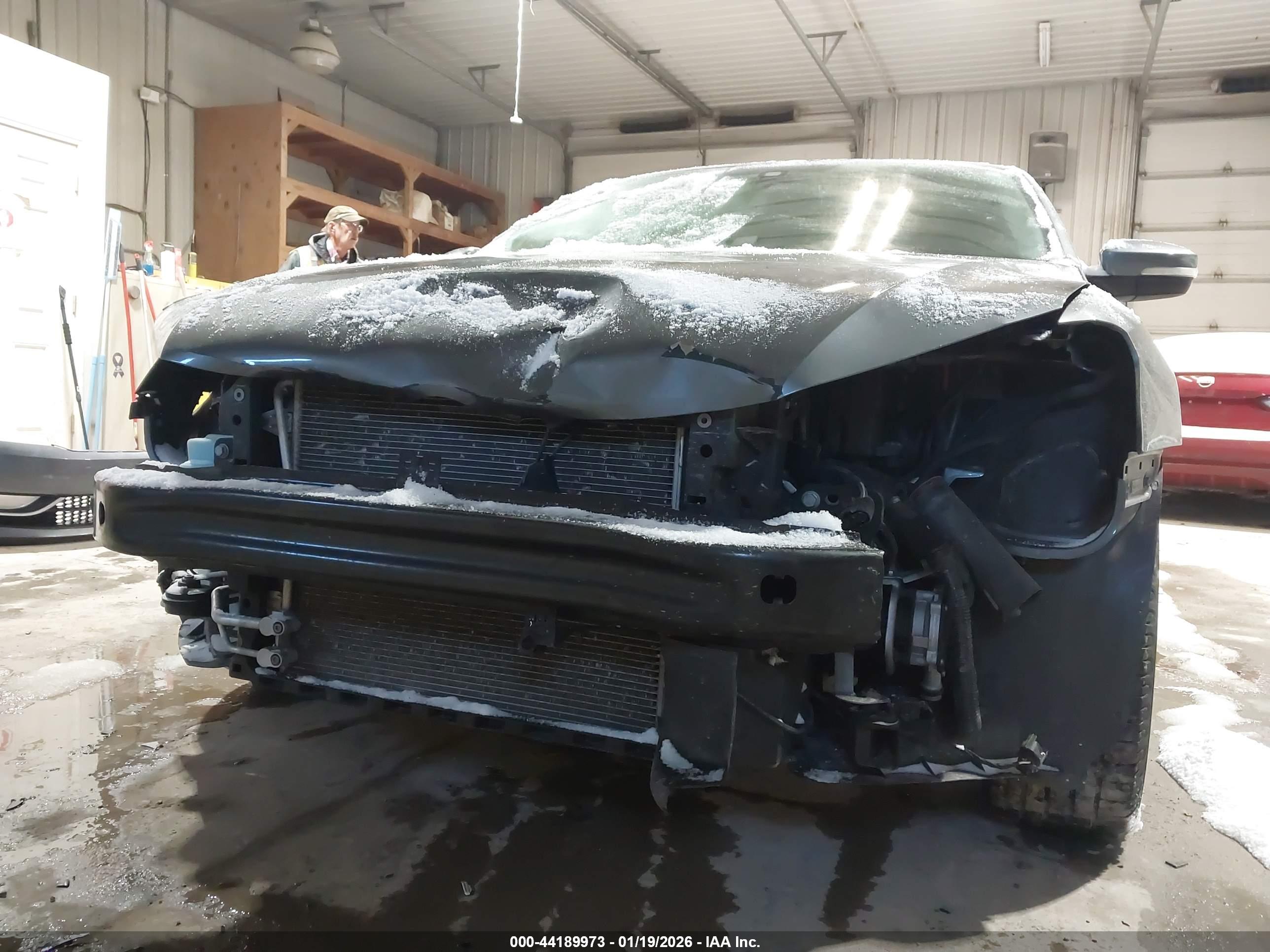 VOLKSWAGEN PASSAT image 6