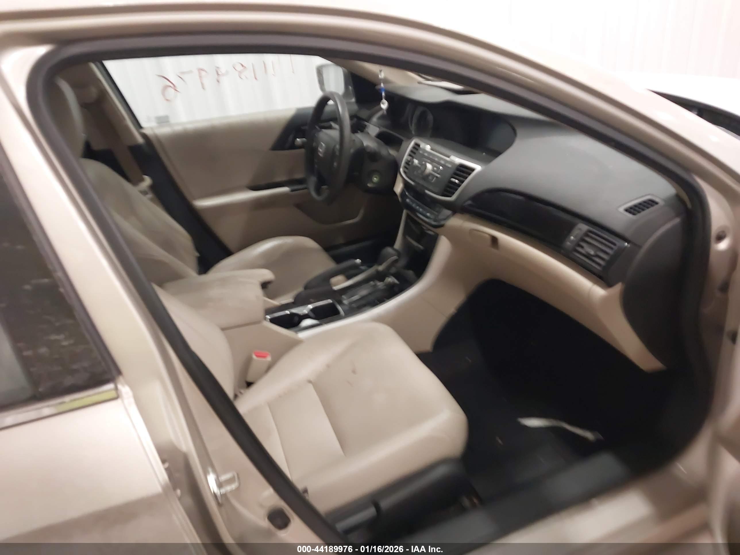 HONDA ACCORD image 5