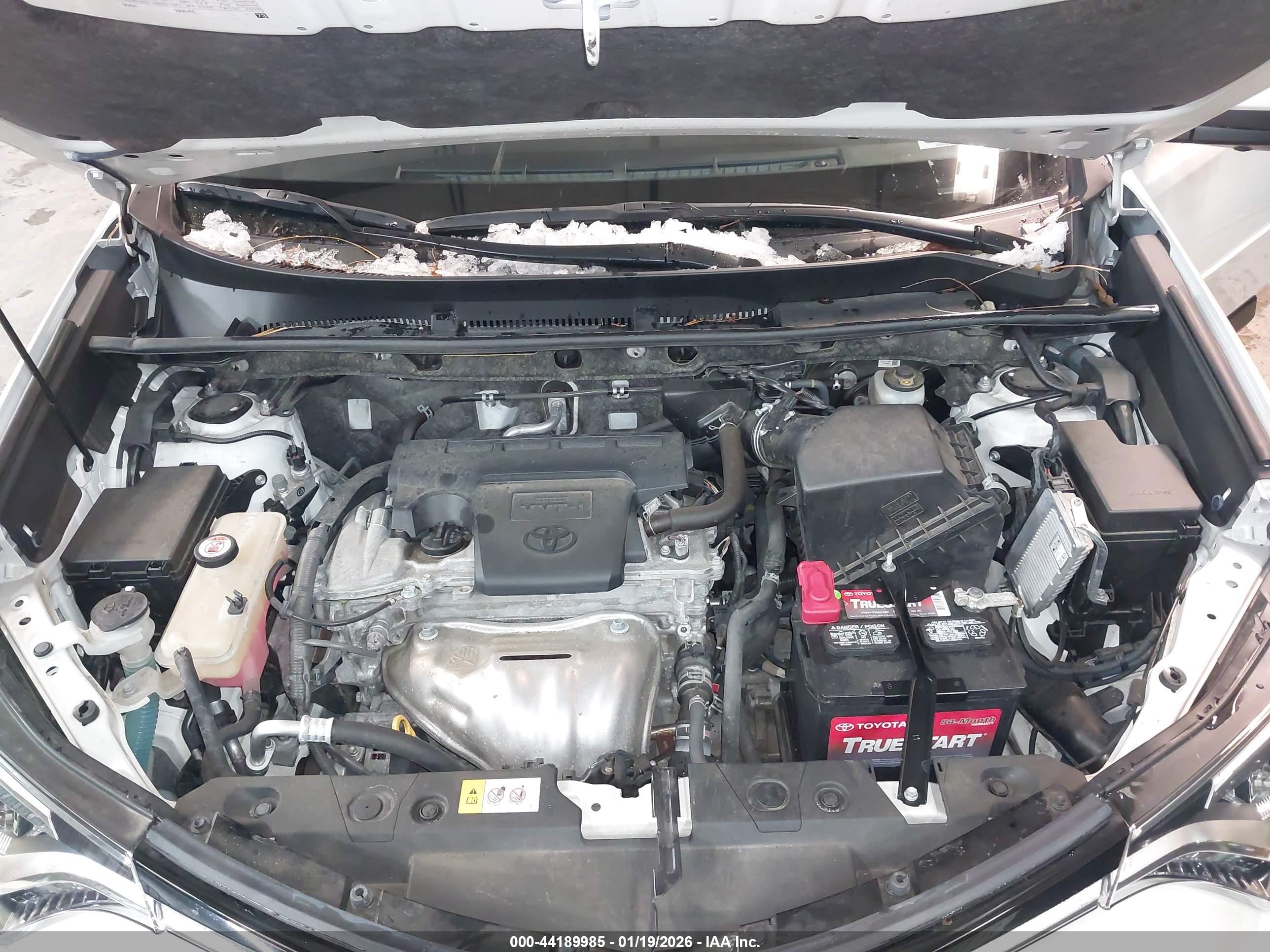 TOYOTA RAV4 image 10