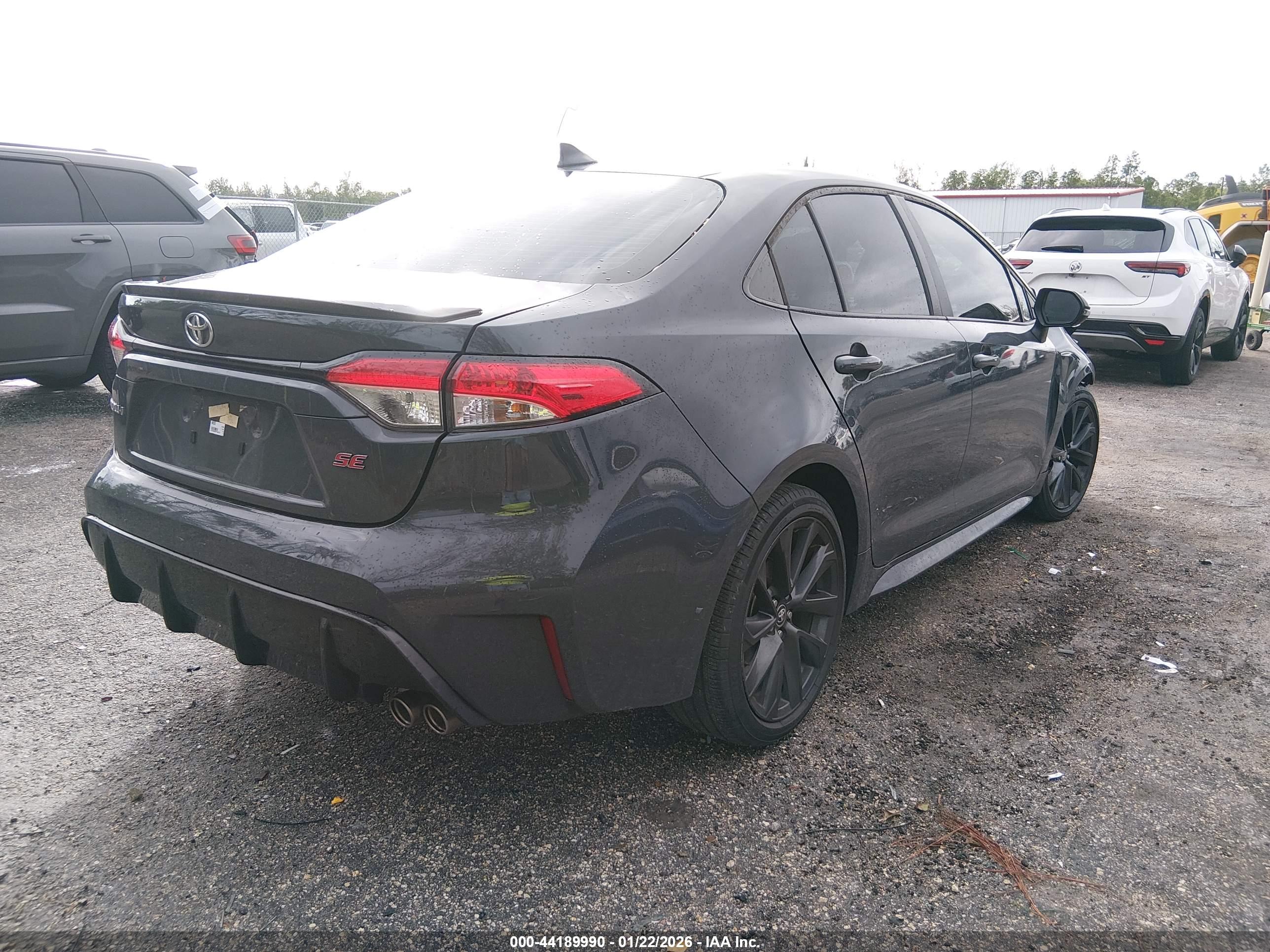TOYOTA COROLLA image 4