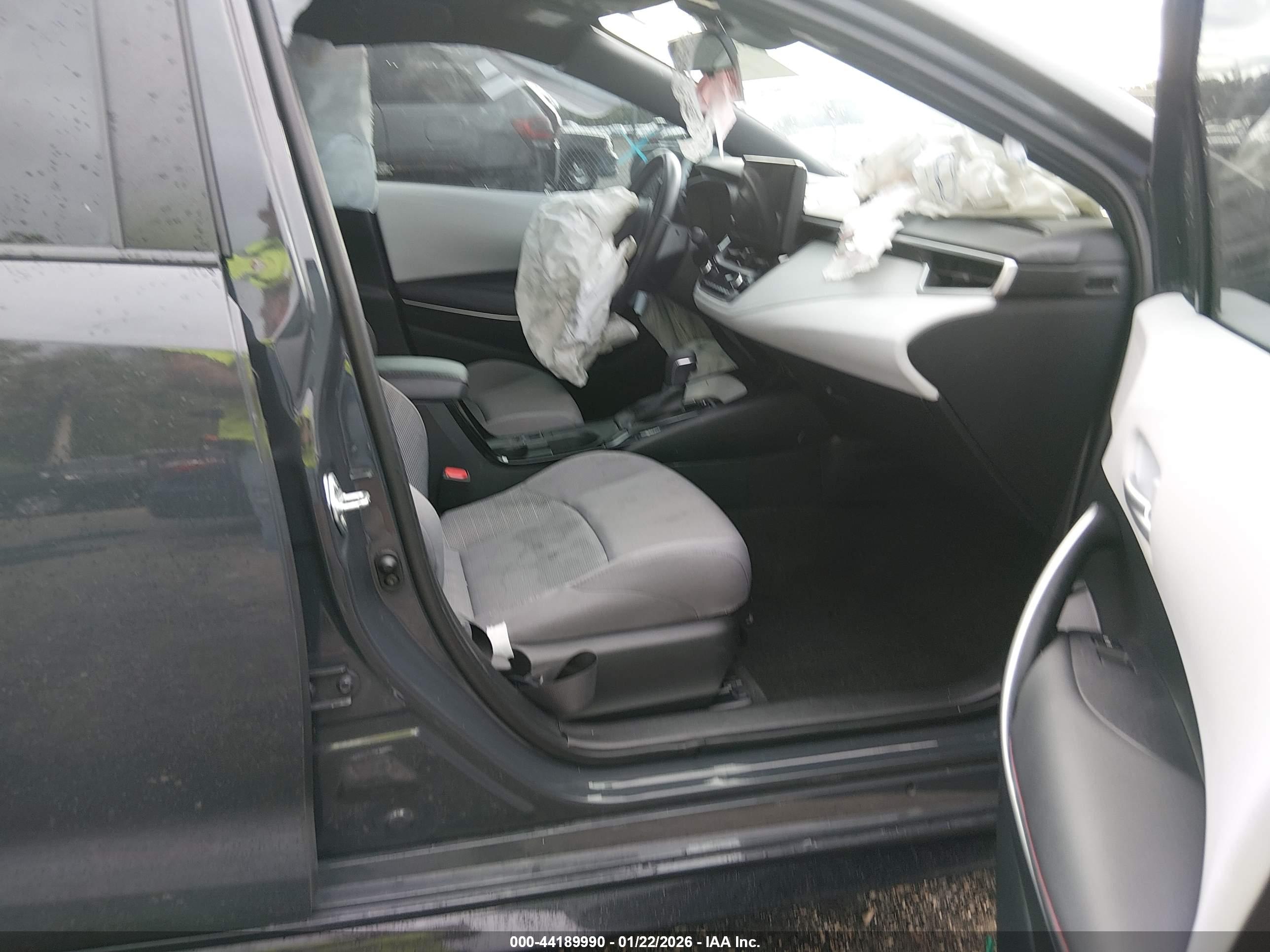 TOYOTA COROLLA image 5
