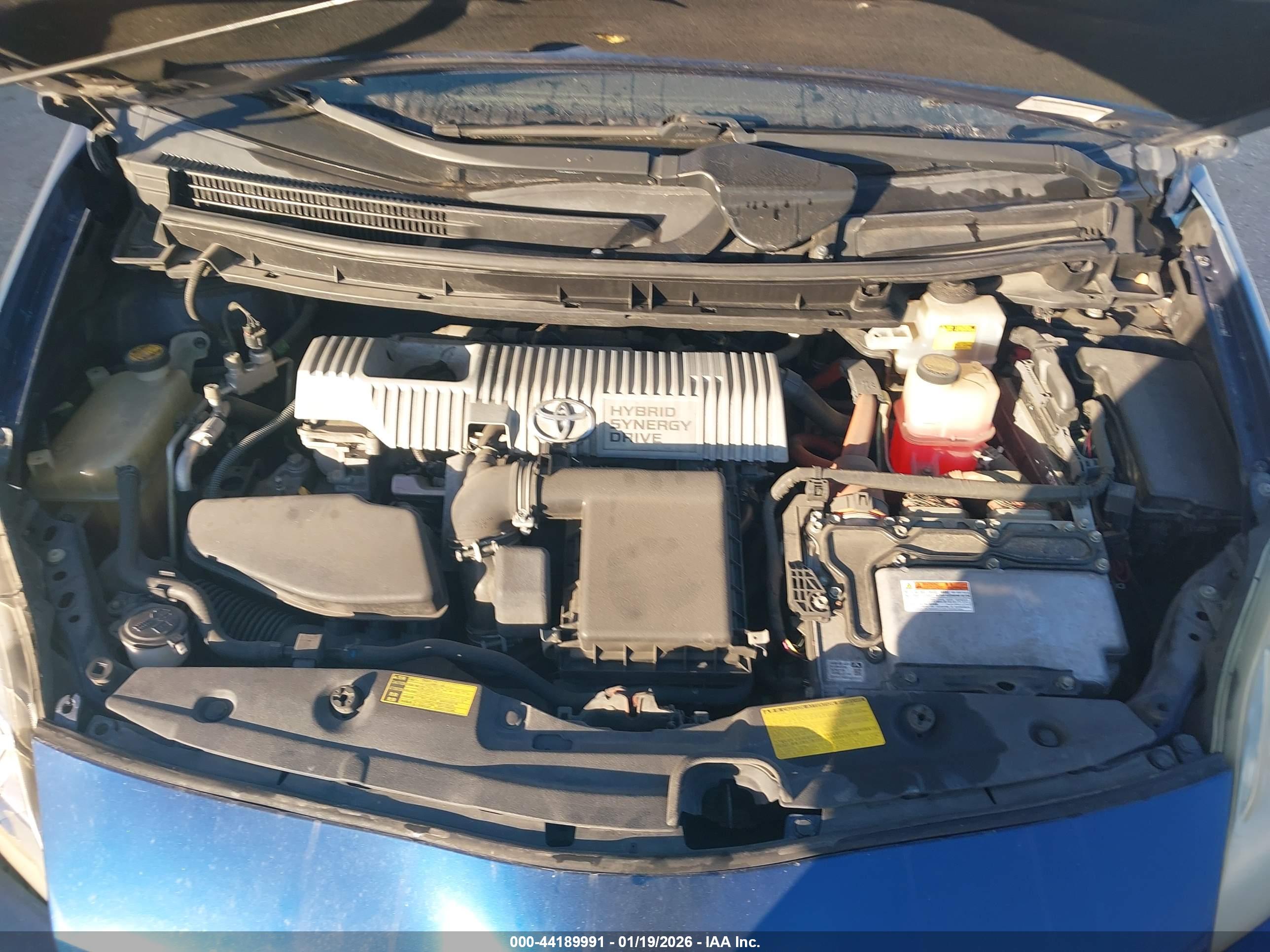 TOYOTA PRIUS image 10