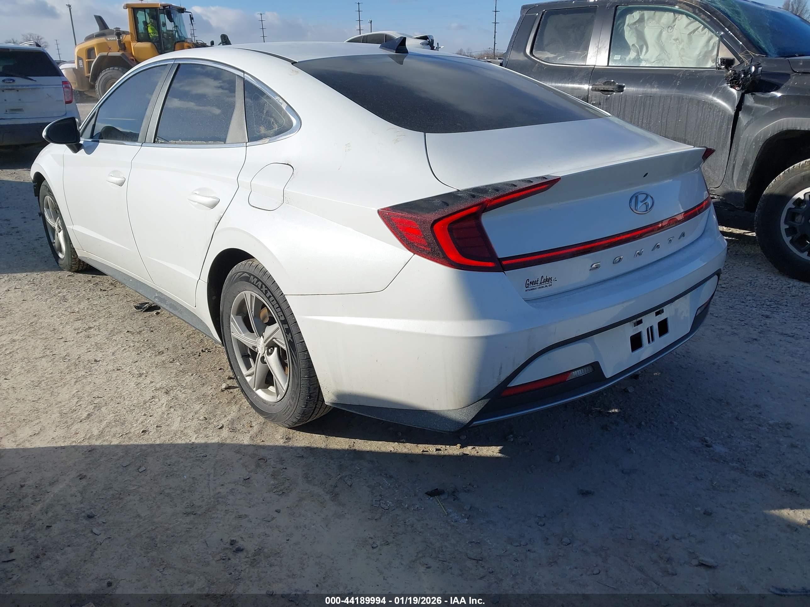 HYUNDAI SONATA image 3