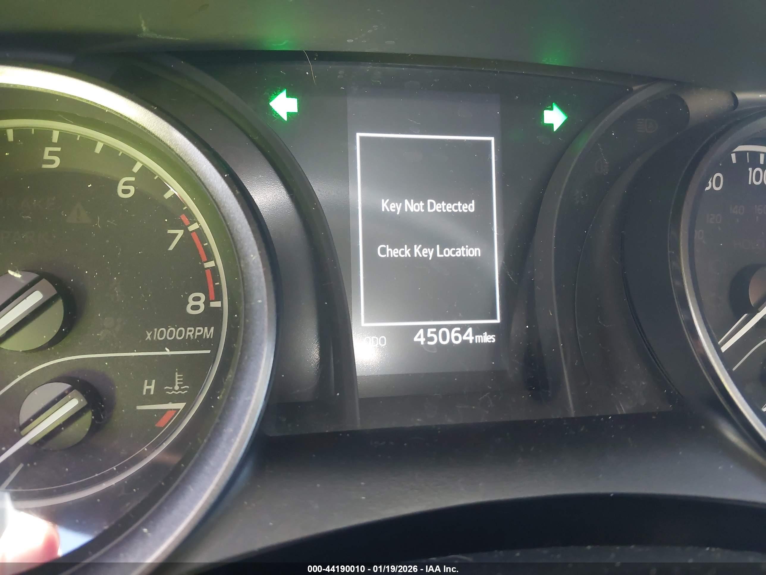 TOYOTA CAMRY image 7
